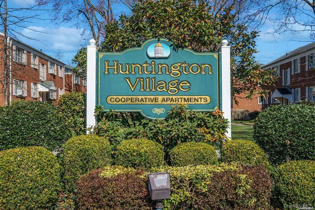 Apartamento de 1 Dormitorio en Venta en Huntington - Nueva York - EE. UU. - 2