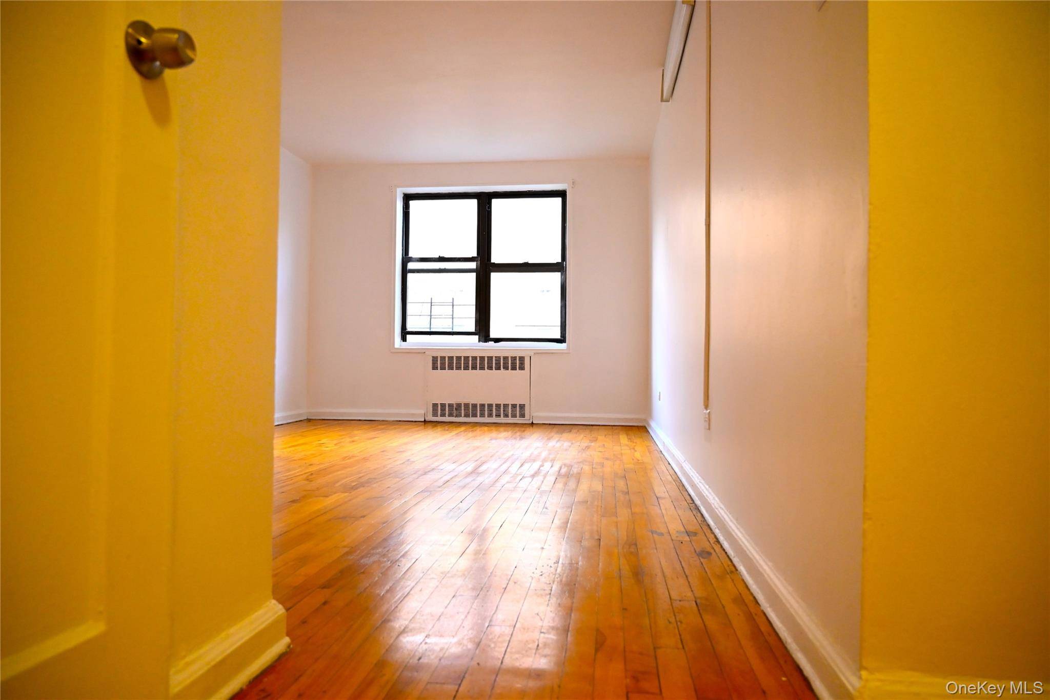 Apartamento de 1 Dormitorio en Venta en Jackson Heights - Nueva York - EE. UU. - 6