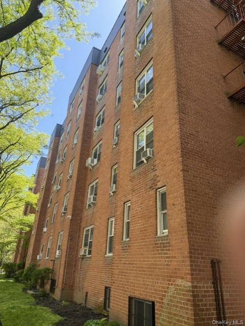 Apartamento com 1 Quartos à Venda em Jackson Heights - Nova Iorque - EUA - 3