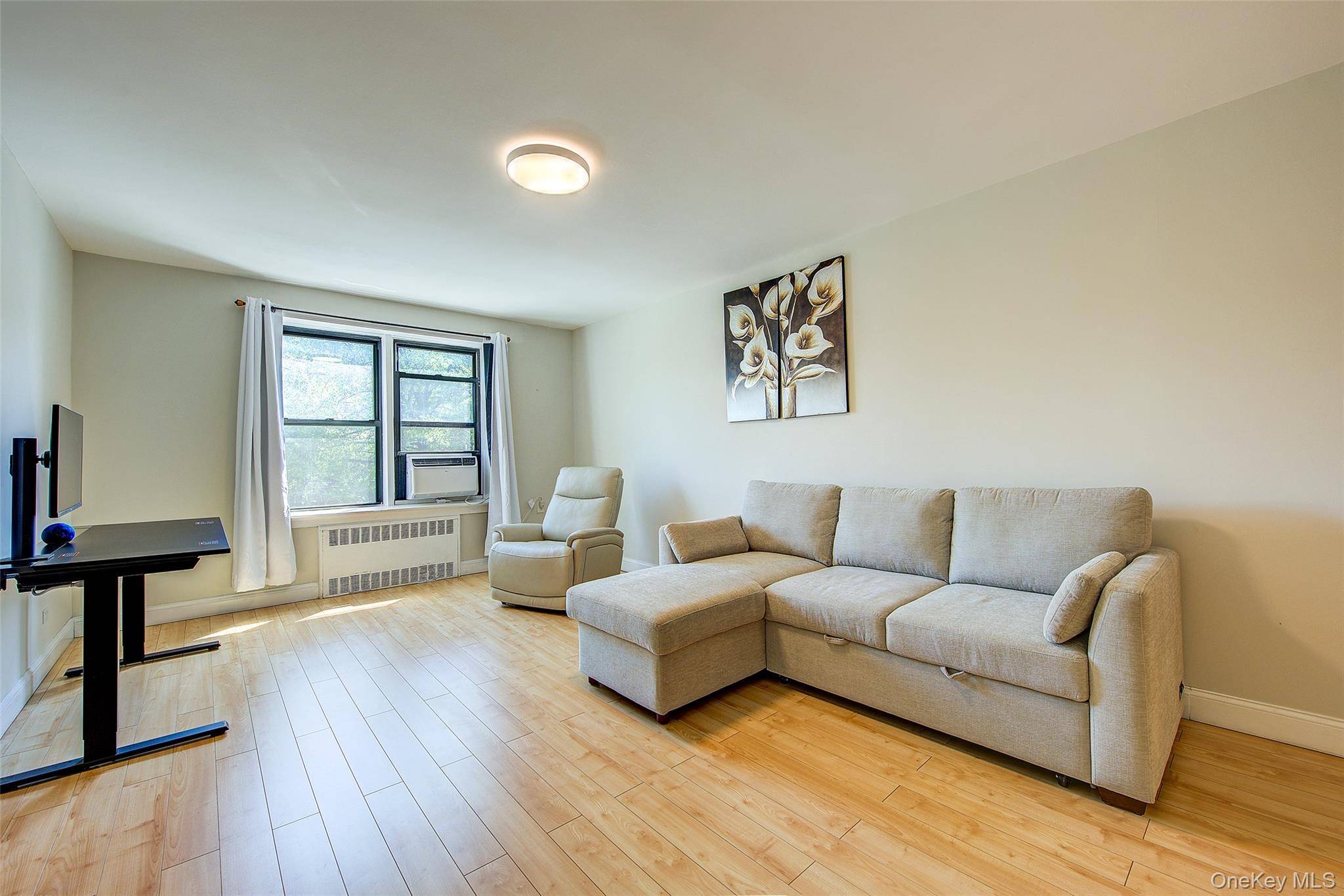 Apartamento de 1 Dormitorio en Venta en Jackson Heights - Nueva York - EE. UU. - 5