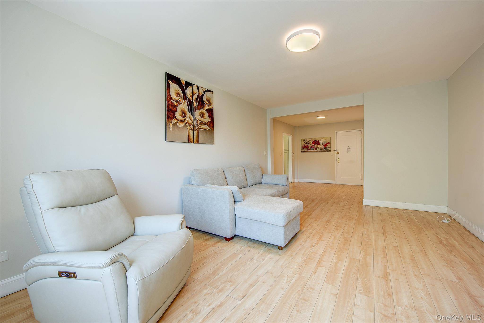Apartamento de 1 Dormitorio en Venta en Jackson Heights - Nueva York - EE. UU. - 6