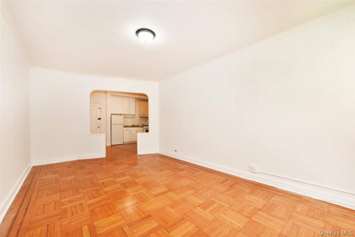 Apartamento com 1 Quartos à Venda em Jamaica Hills - Nova Iorque - EUA - 3