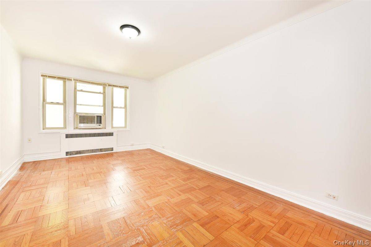 Apartamento com 1 Quartos à Venda em Jamaica Hills - Nova Iorque - EUA - 6