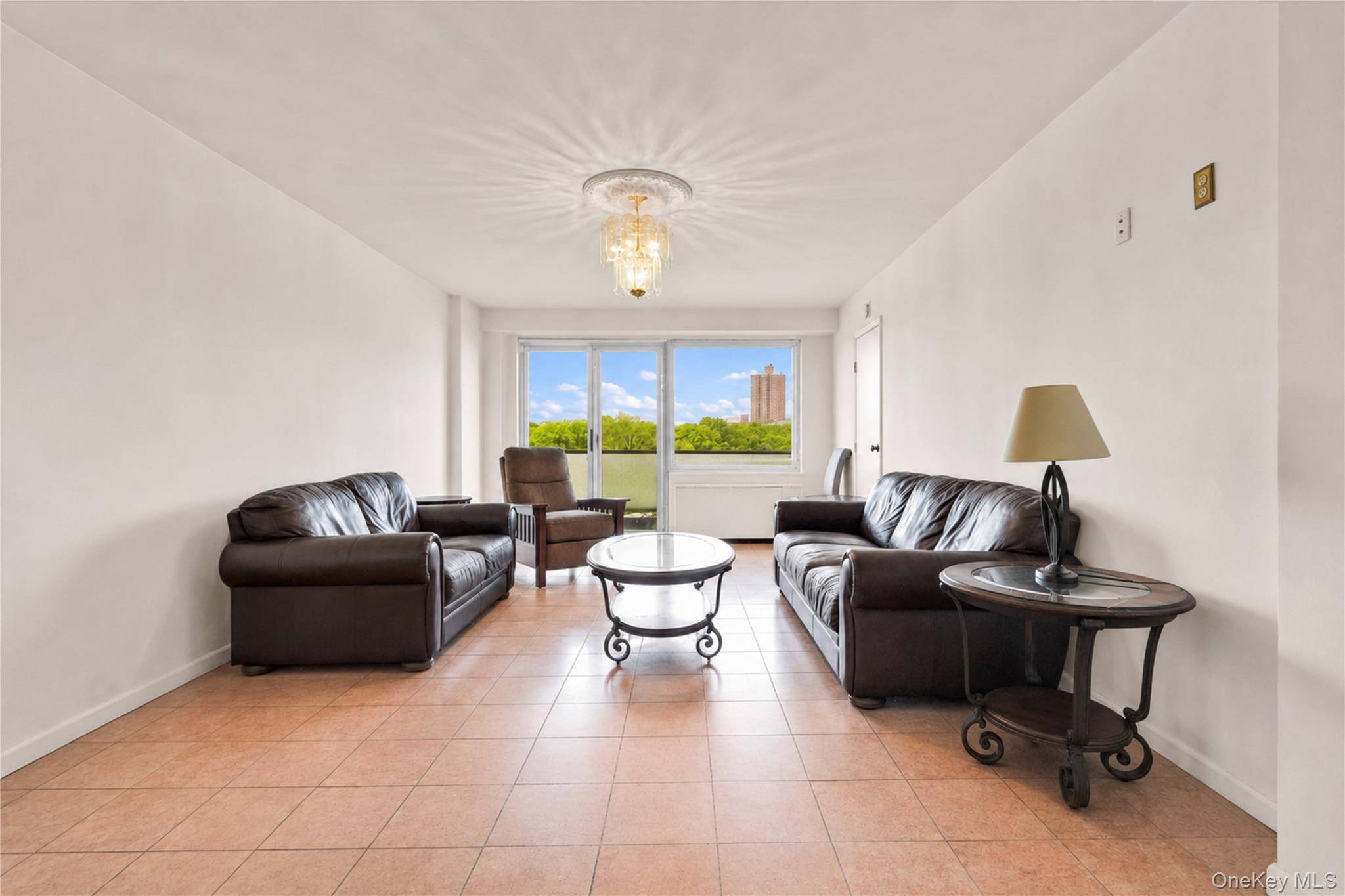 Apartamento com 1 Quartos à Venda em Jamaica - Nova Iorque - EUA - 5