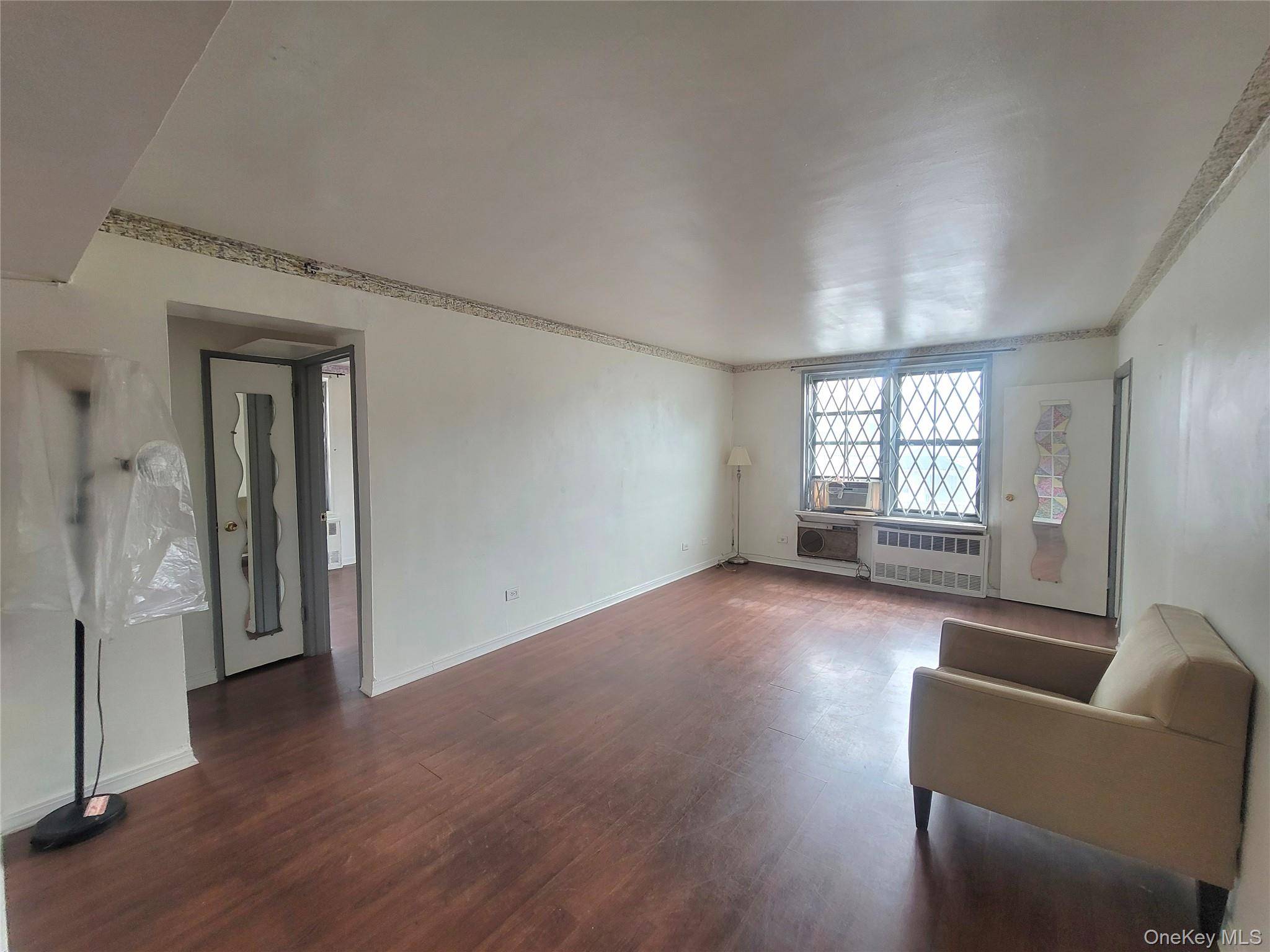 Apartamento de 1 Dormitorio en Venta en Jamaica - Nueva York - EE. UU. - 3