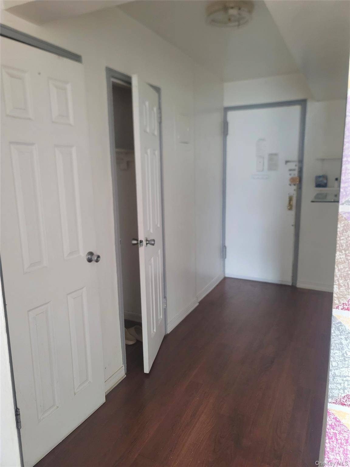 Apartamento de 1 Dormitorio en Venta en Jamaica - Nueva York - EE. UU. - 4