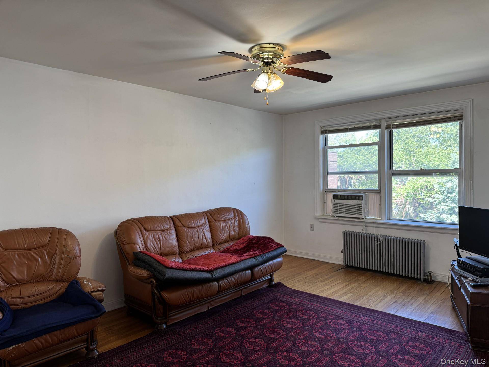 Apartamento com 1 Quartos à Venda em Kew Garden Hills - Nova Iorque - EUA - 4