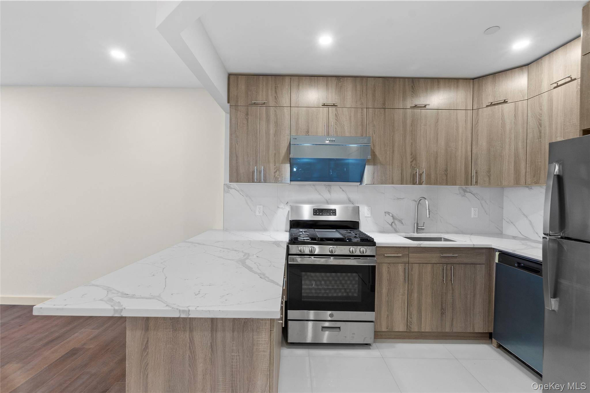 Apartamento com 1 Quartos à Venda em Kew Gardens - Nova Iorque - EUA - 7