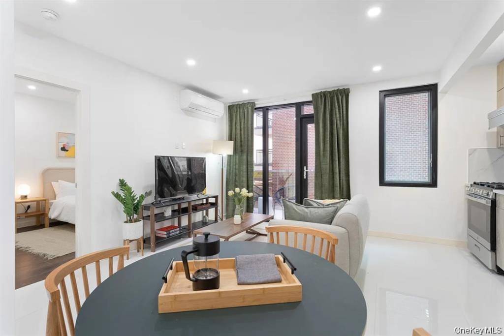 Apartamento com 1 Quartos à Venda em Kew Gardens - Nova Iorque - EUA - 2