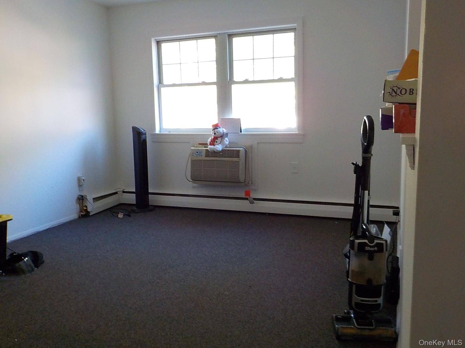 Apartamento com 1 Quartos à Venda em Kings Park - Nova Iorque - EUA - 4