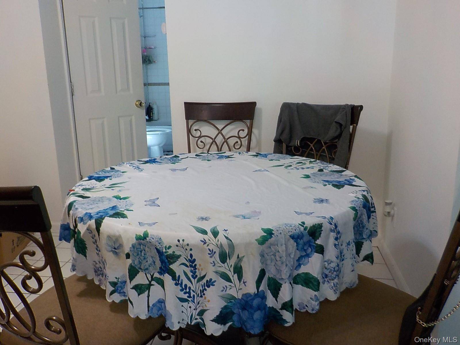 Apartamento com 1 Quartos à Venda em Kings Park - Nova Iorque - EUA - 8