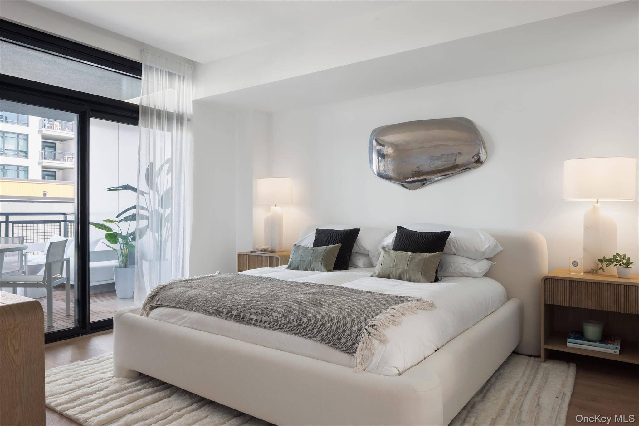 1 Bedroom Home for Sale in Long Beach - New York - USA - 5