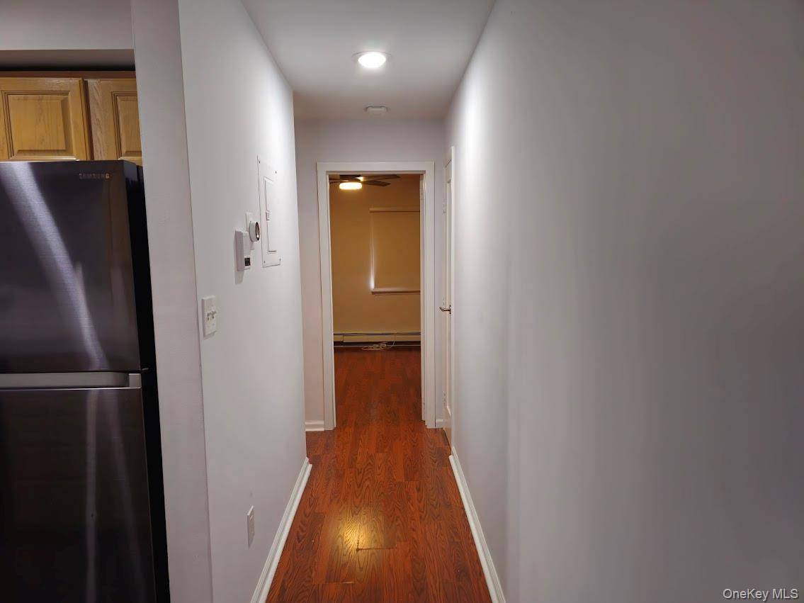 Apartamento de 1 Dormitorio en Venta en Lynbrook - Nueva York - EE. UU. - 3