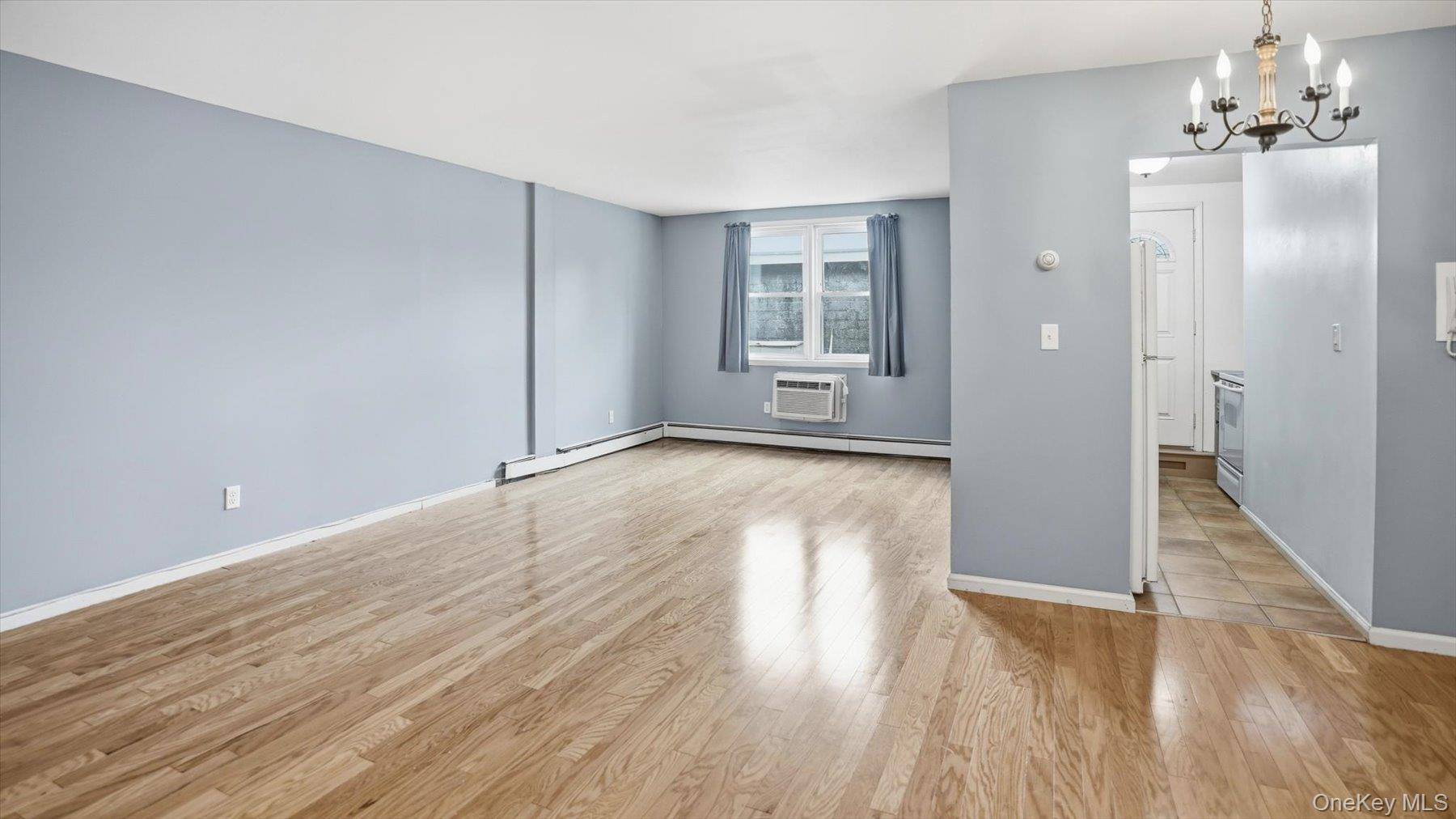 Apartamento de 1 Dormitorio en Venta en Lynbrook - Nueva York - EE. UU. - 2