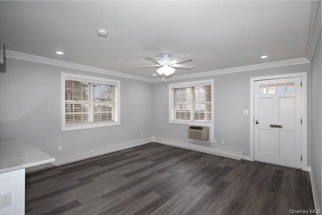 Apartamento de 1 Dormitorio en Venta en Massapequa - Nueva York - EE. UU. - 3