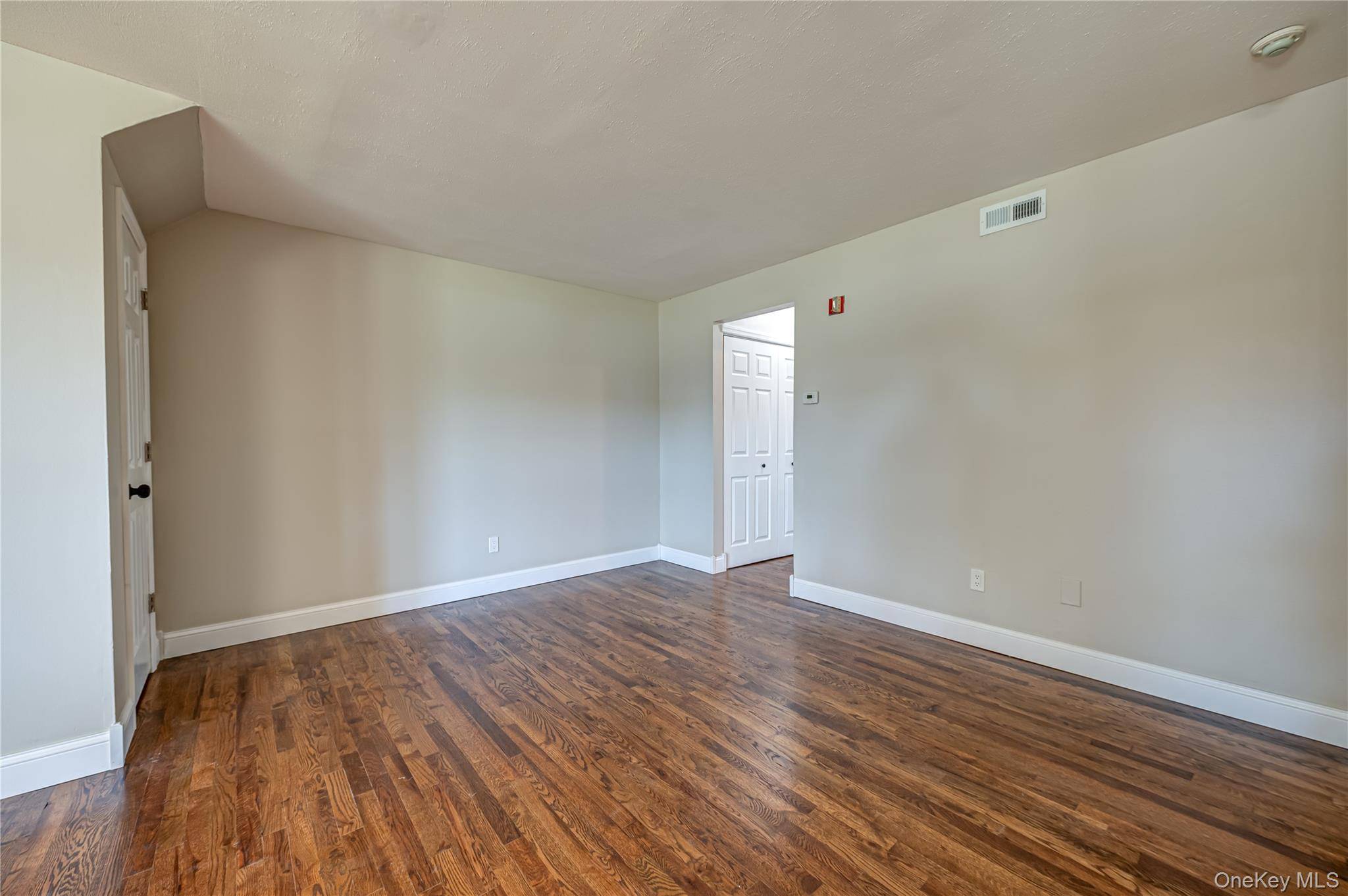 Apartamento com 1 Quartos à Venda em Middle Island - Nova Iorque - EUA - 8