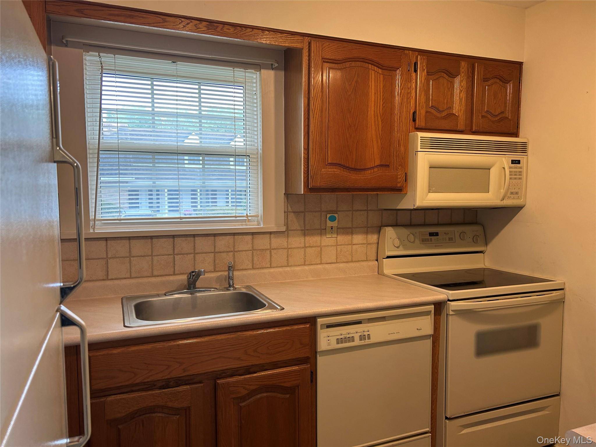 Apartamento com 1 Quartos à Venda em Miller Place - Nova Iorque - EUA - 4