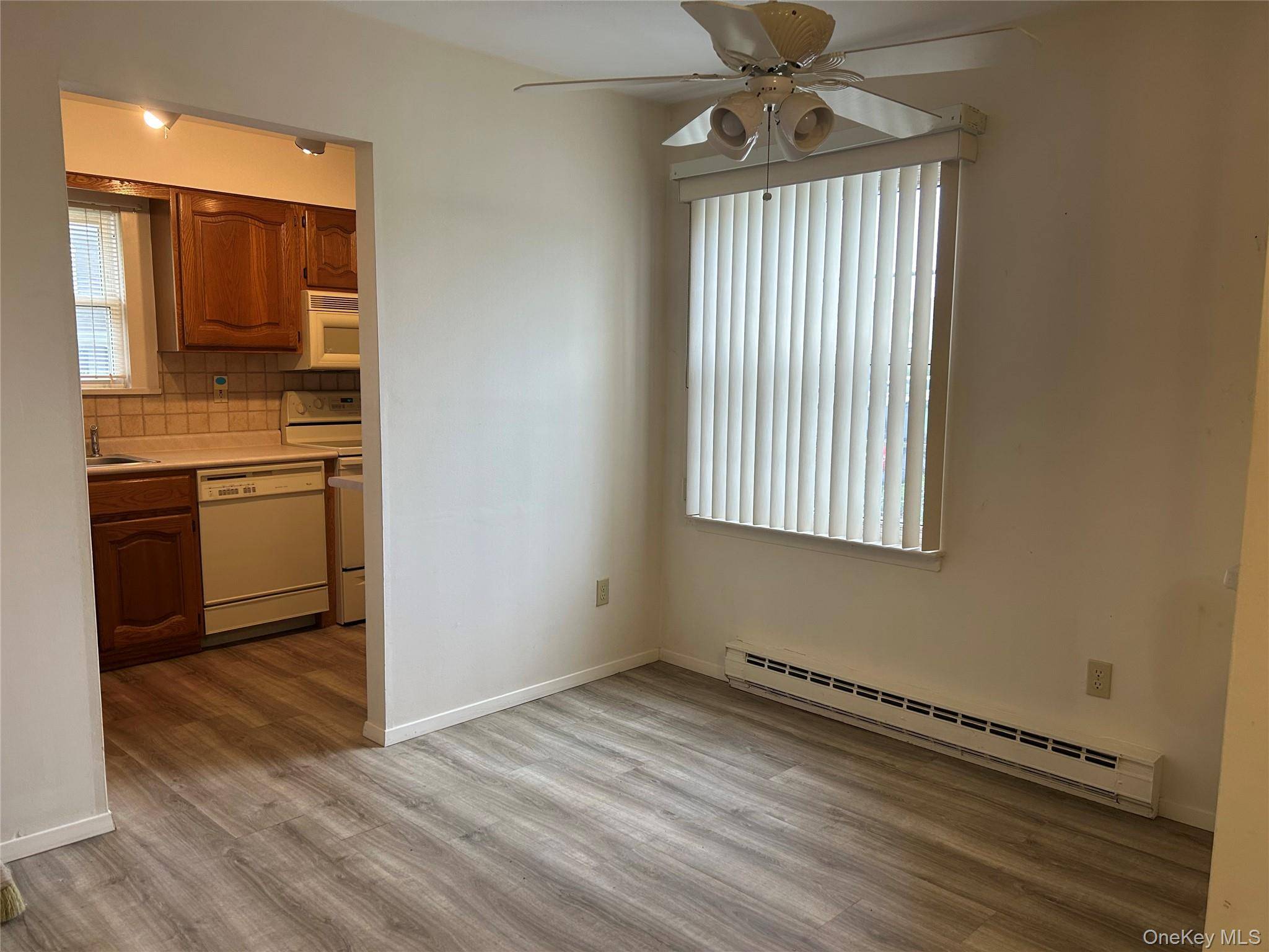 Apartamento com 1 Quartos à Venda em Miller Place - Nova Iorque - EUA - 7