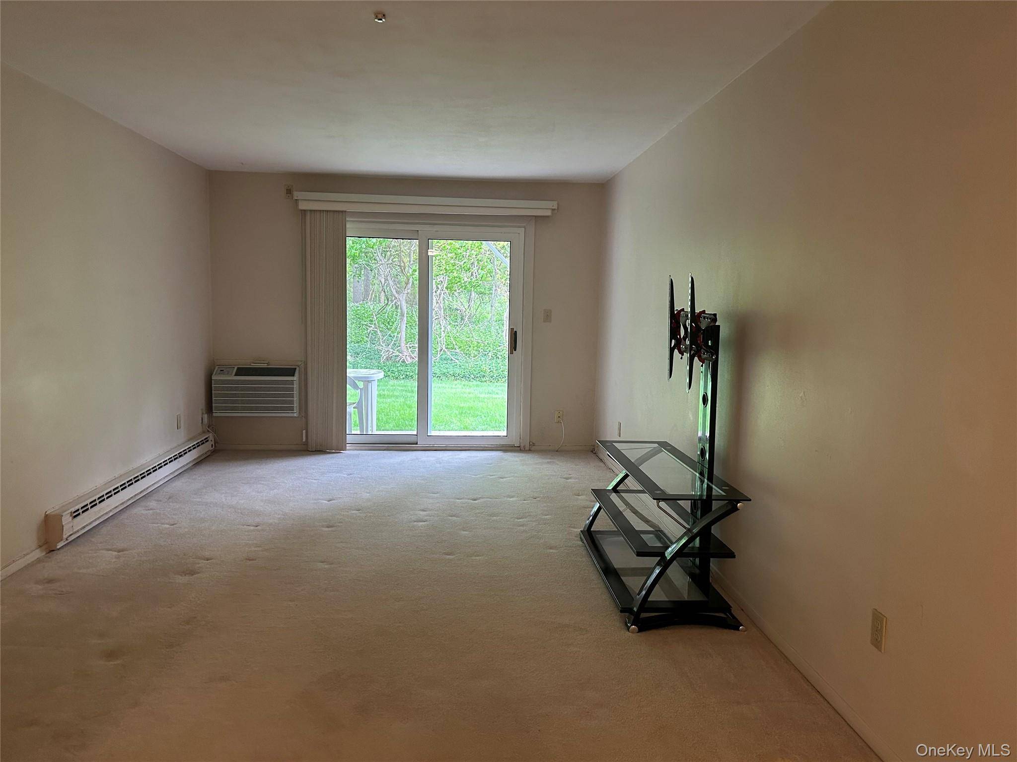 Apartamento com 1 Quartos à Venda em Miller Place - Nova Iorque - EUA - 8