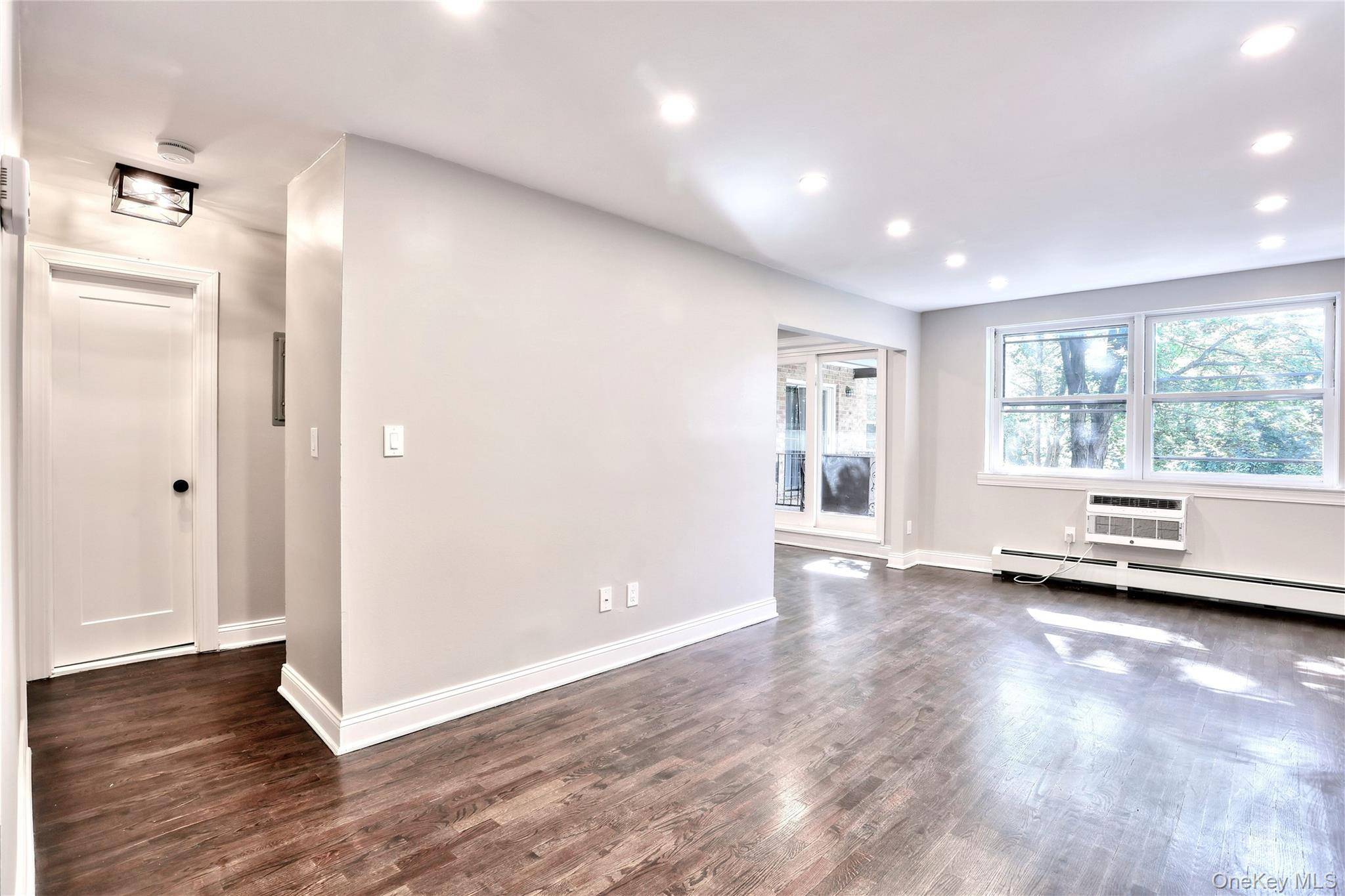 Apartamento de 1 Dormitorio en Venta en Monsey - Nueva York - EE. UU. - 3