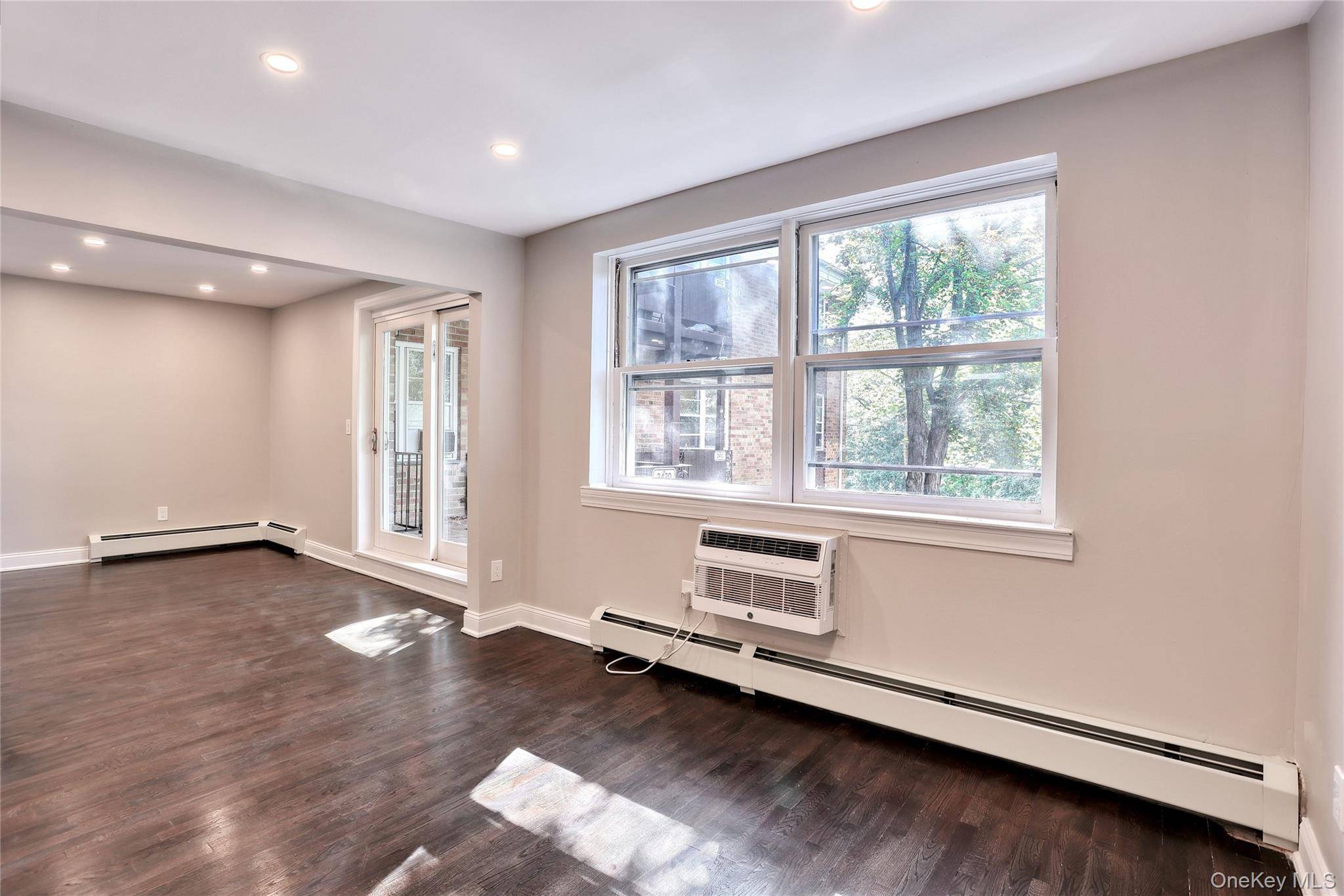Apartamento de 1 Dormitorio en Venta en Monsey - Nueva York - EE. UU. - 5