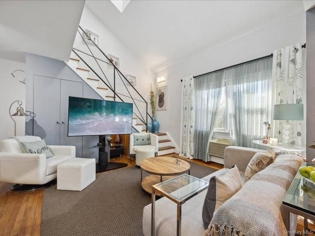 Apartamento com 1 Quartos à Venda em New Rochelle - Nova Iorque - EUA - 2