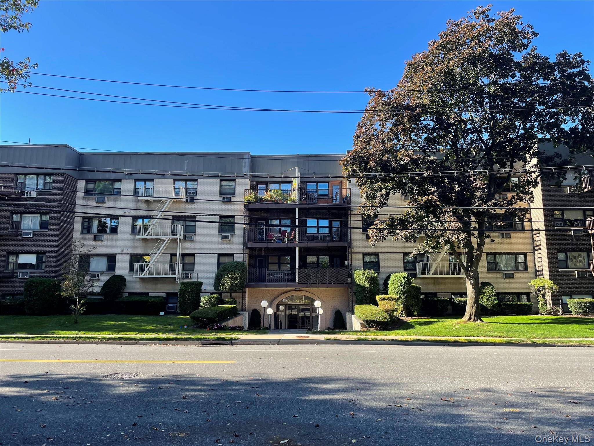 Apartamento com 1 Quartos à Venda em New Rochelle - Nova Iorque - EUA - 1