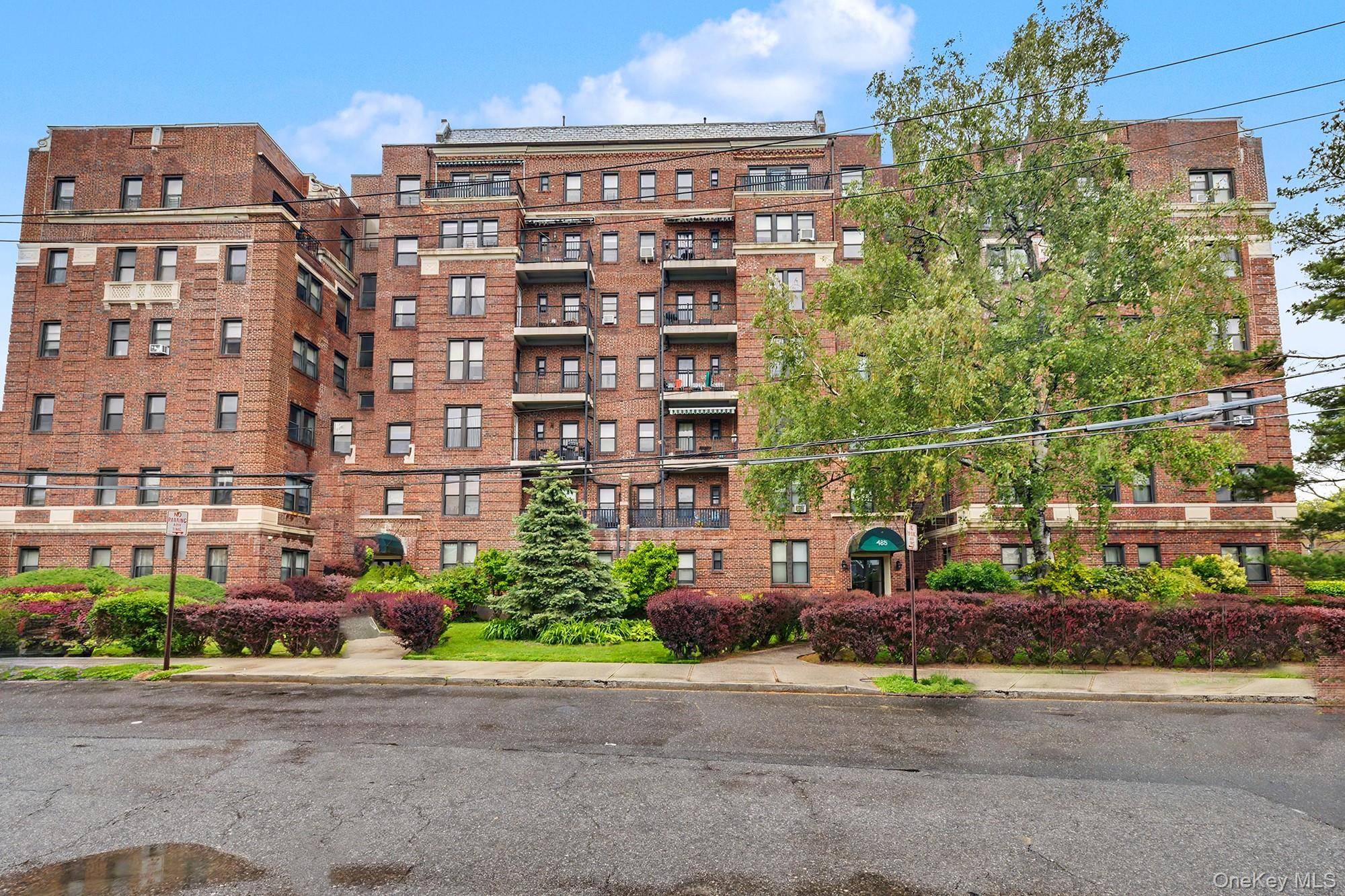 Apartamento com 1 Quartos à Venda em New Rochelle - Nova Iorque - EUA - 2