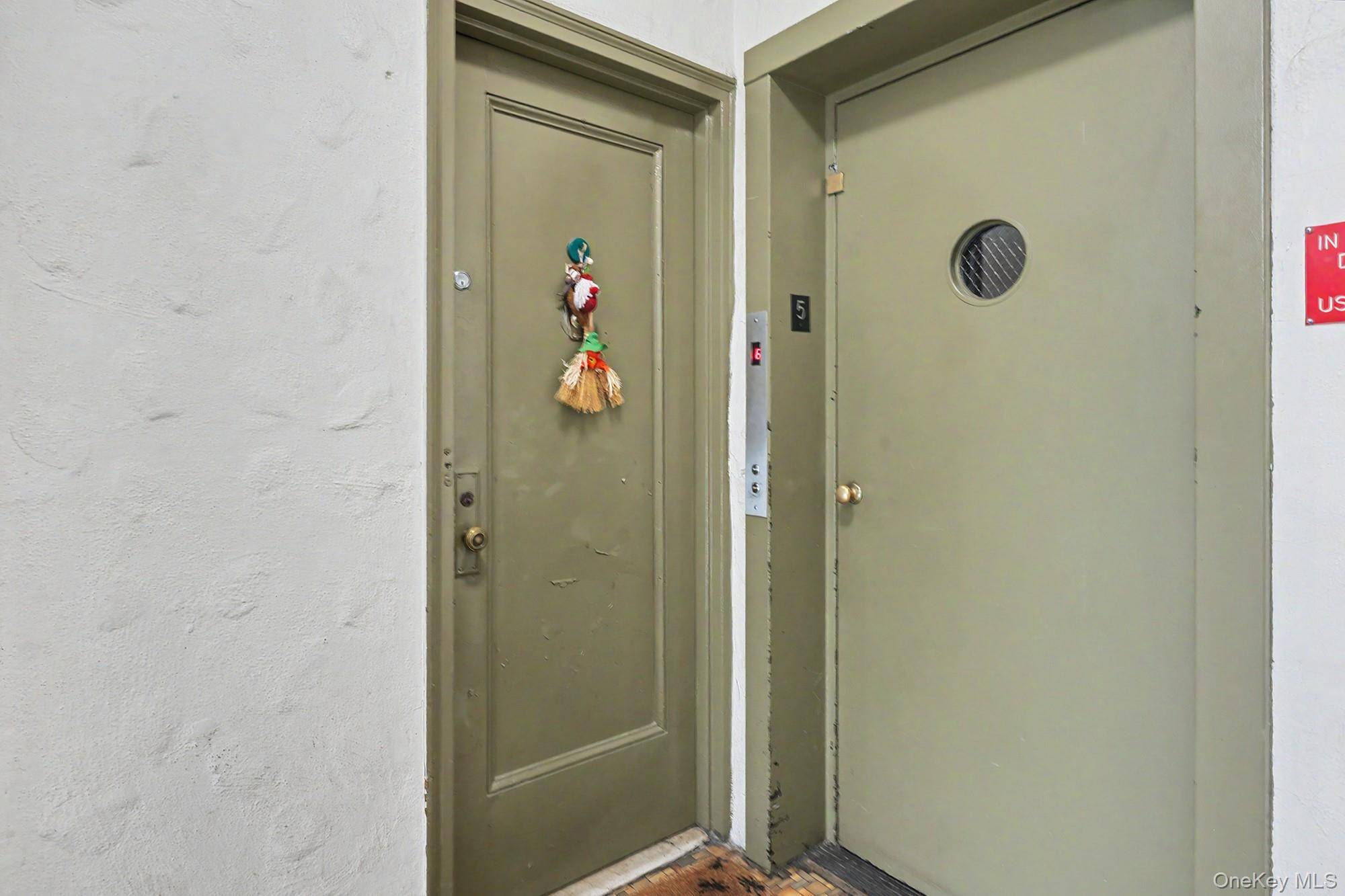 Apartamento com 1 Quartos à Venda em New Rochelle - Nova Iorque - EUA - 3