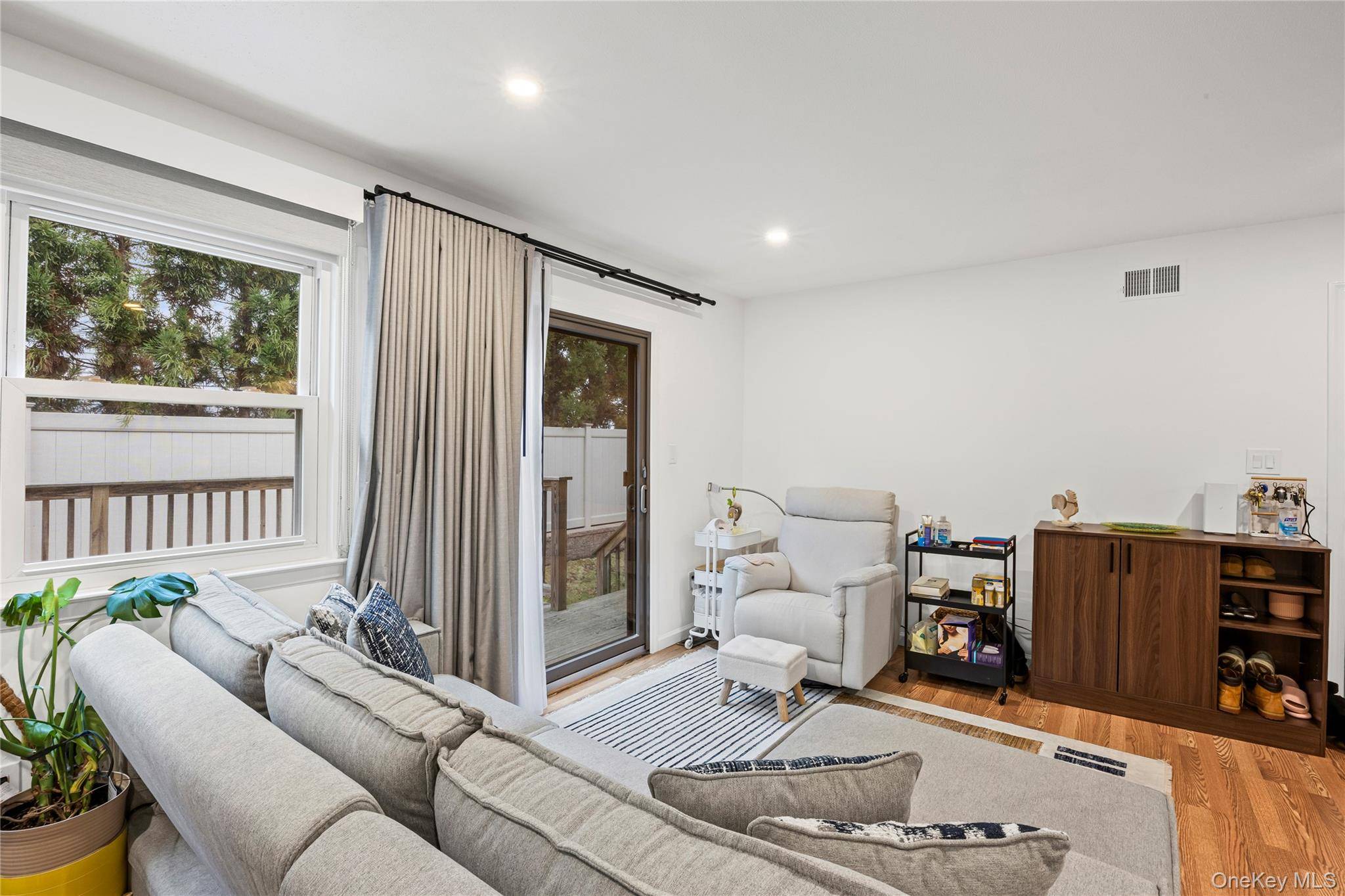 Apartamento com 1 Quartos à Venda em North Merrick - Nova Iorque - EUA - 6