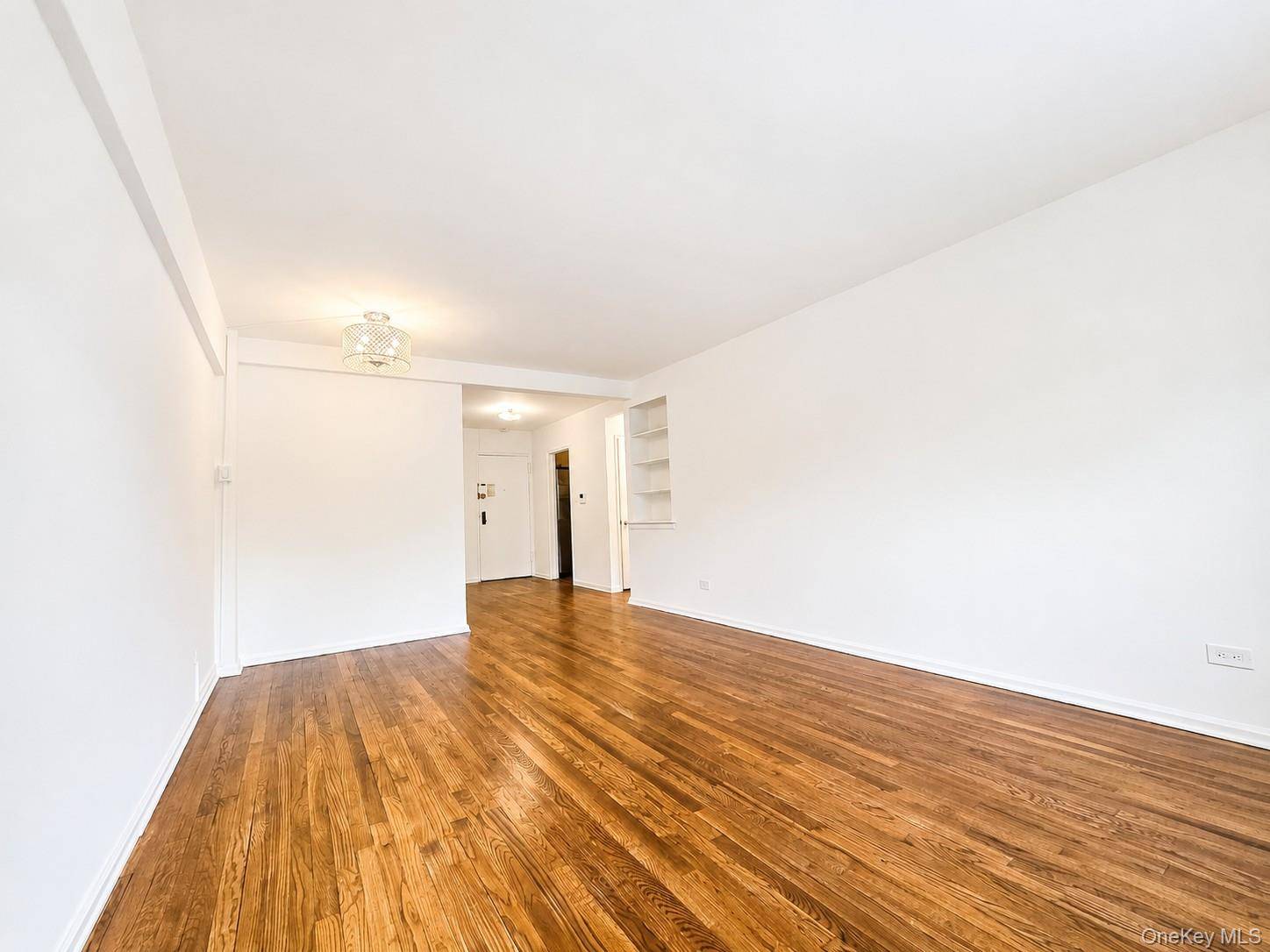 Apartamento com 1 Quartos à Venda em Oakland Gardens - Nova Iorque - EUA - 4