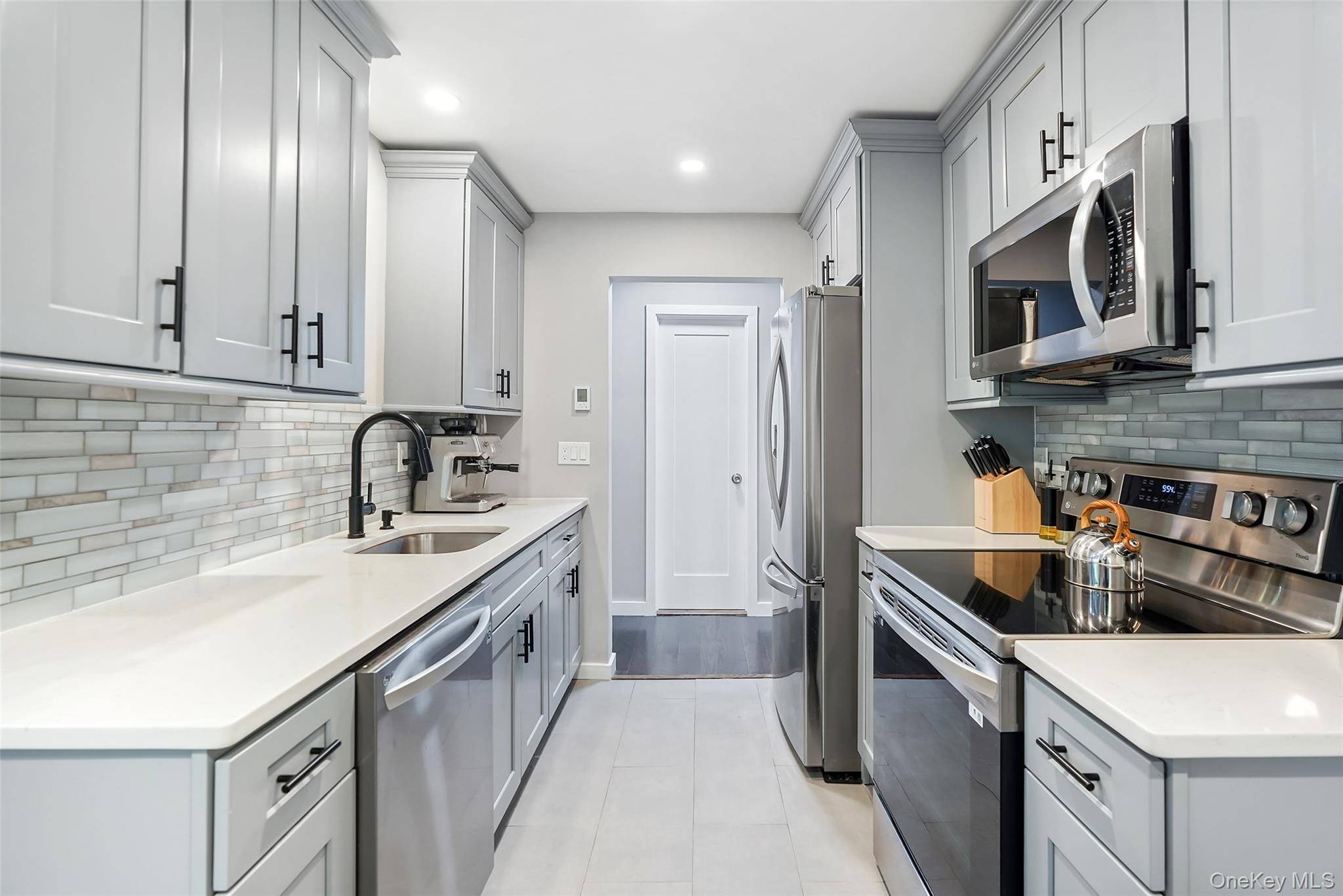 Apartamento de 1 Dormitorio en Venta en Peekskill - Nueva York - EE. UU. - 3