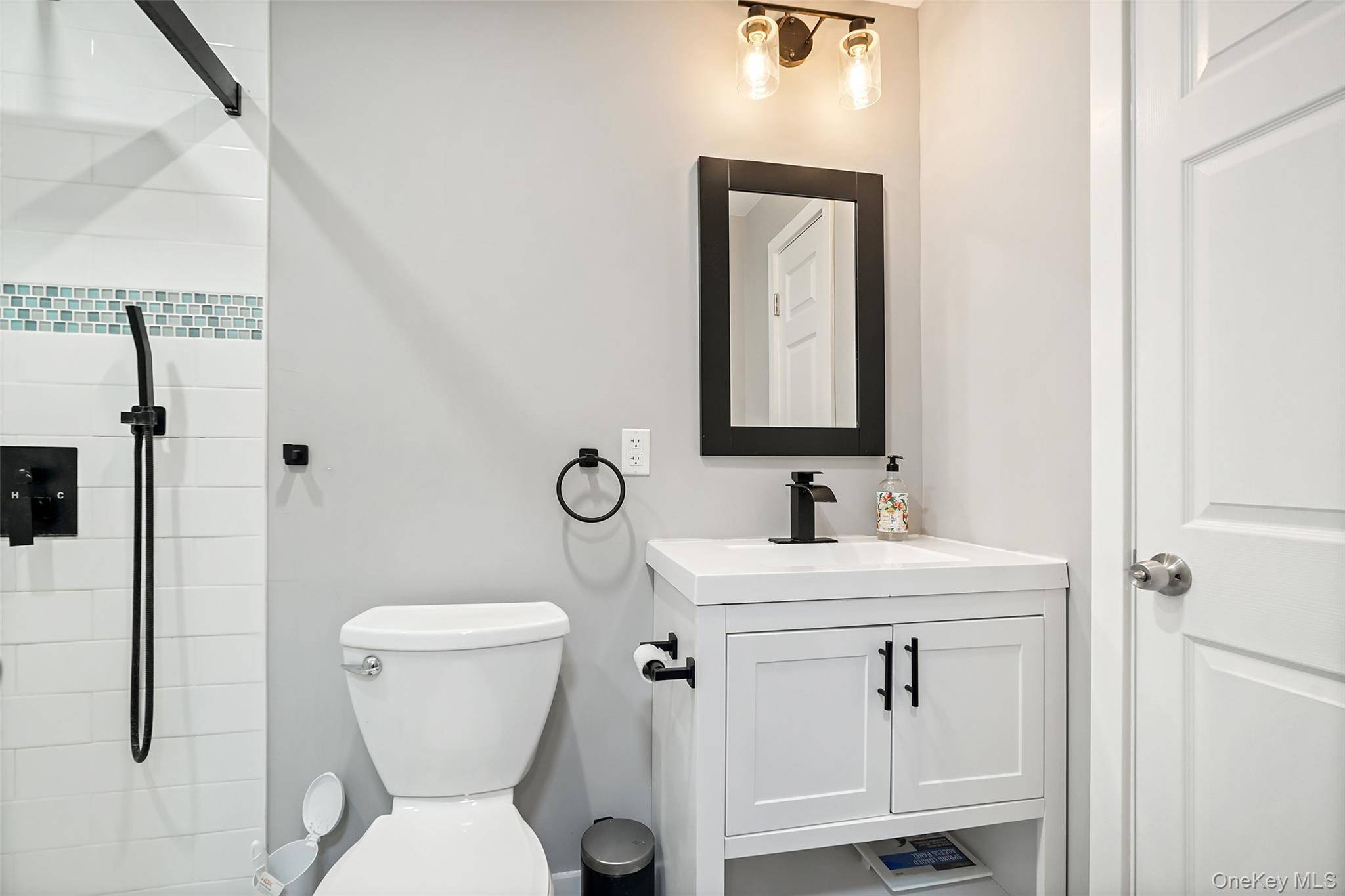 Apartamento de 1 Dormitorio en Venta en Peekskill - Nueva York - EE. UU. - 8