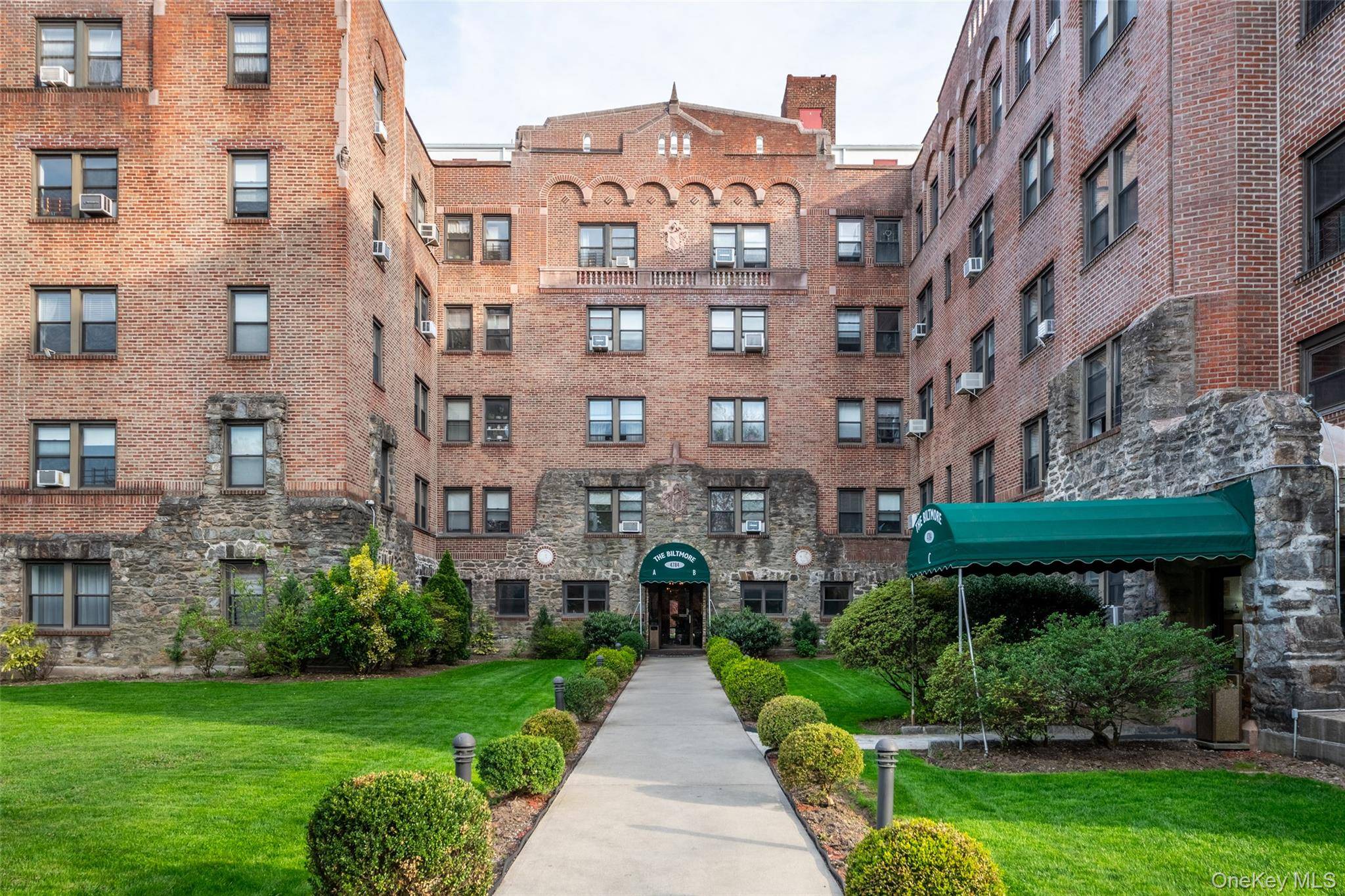 Apartamento de 1 Dormitorio en Venta en Pelham - Nueva York - EE. UU. - 1
