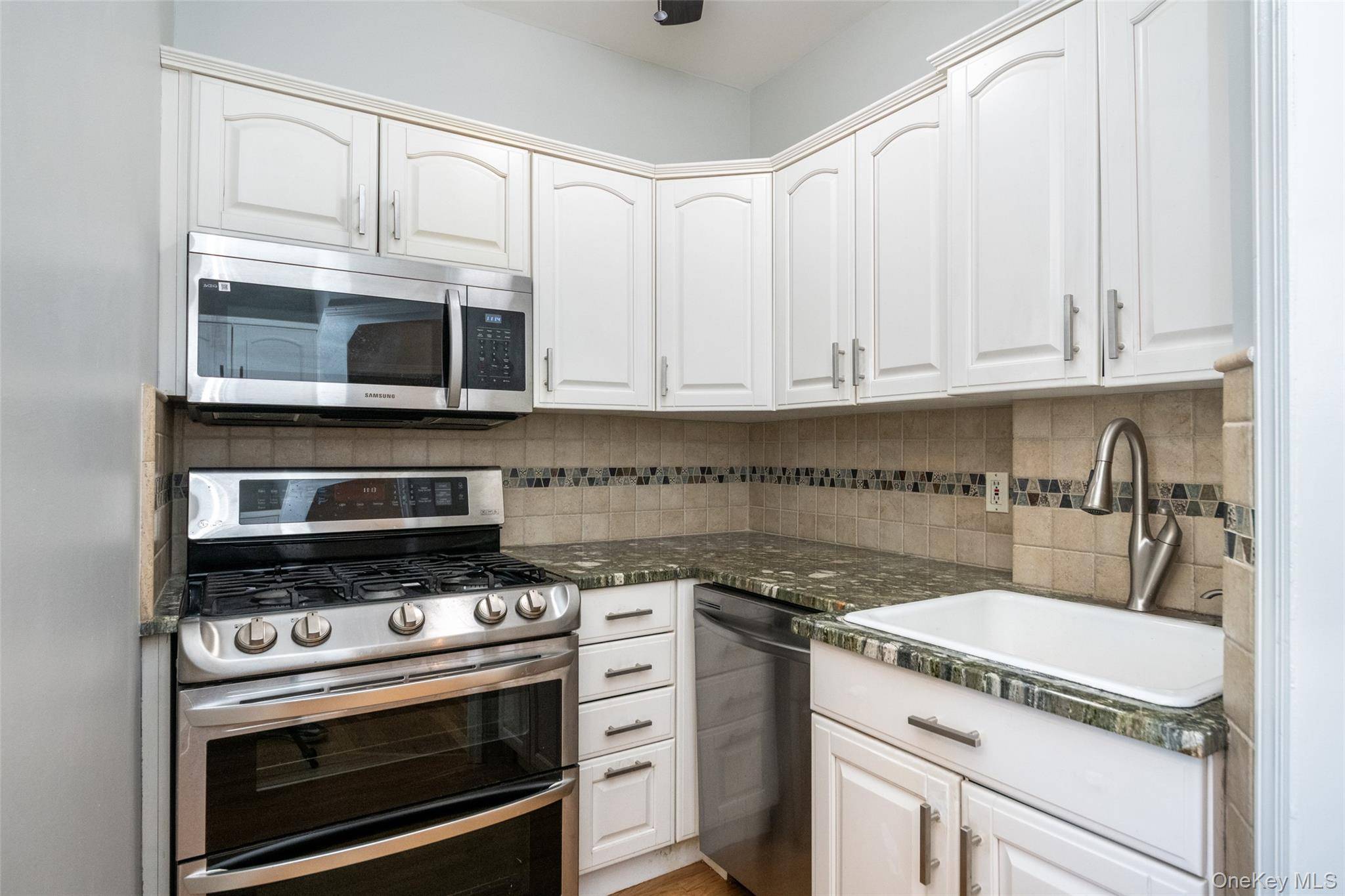 Apartamento de 1 Dormitorio en Venta en Pelham - Nueva York - EE. UU. - 8