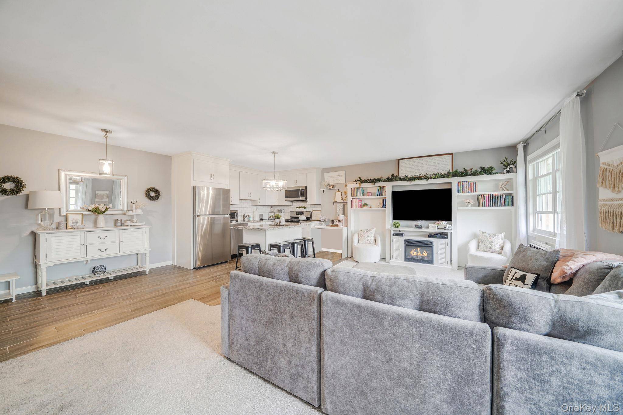 Apartamento de 1 Dormitorio en Venta en Port Jefferson Station - Nueva York - EE. UU. - 3