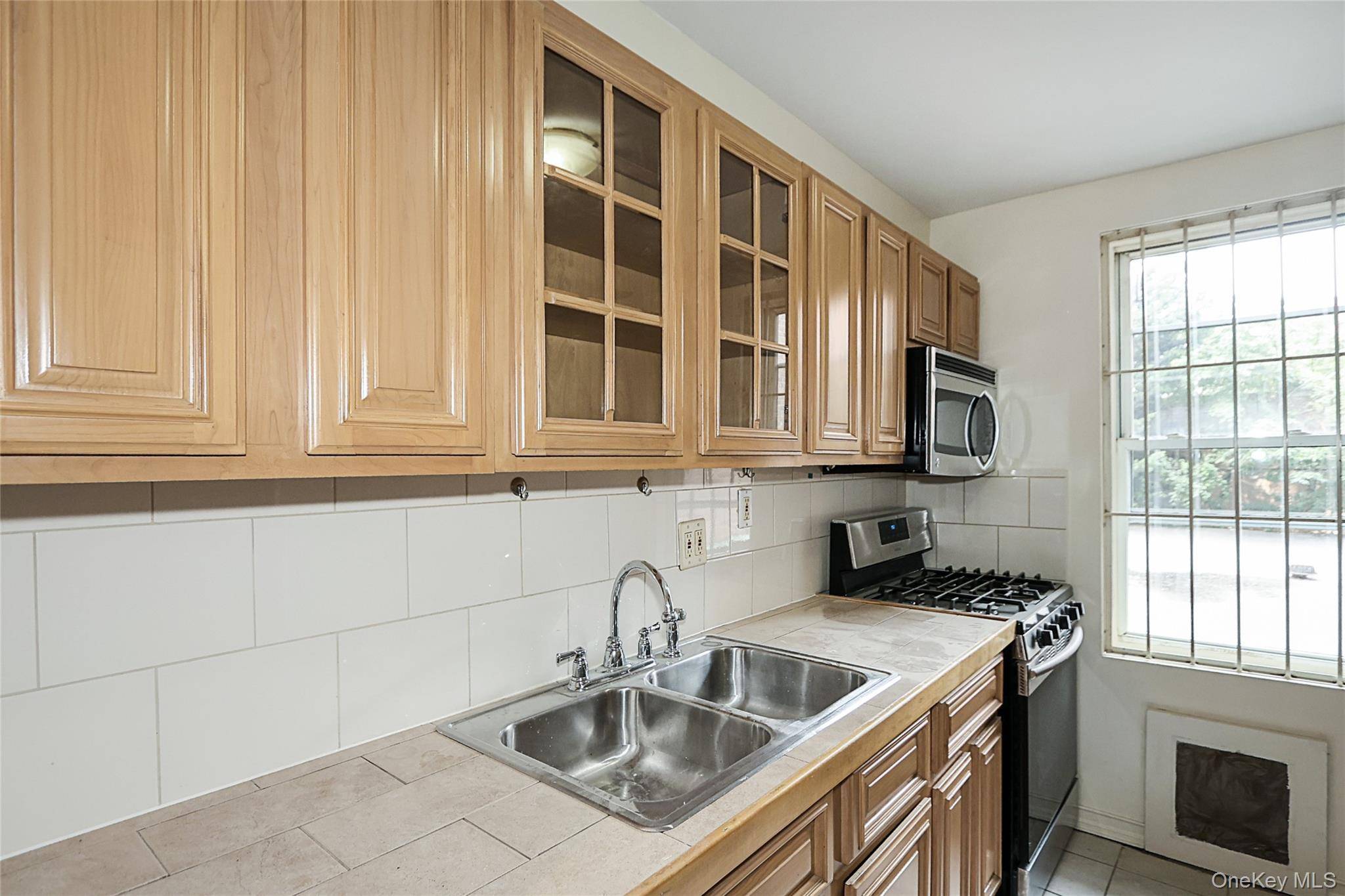 Apartamento com 1 Quartos à Venda em Rego Park - Nova Iorque - EUA - 4