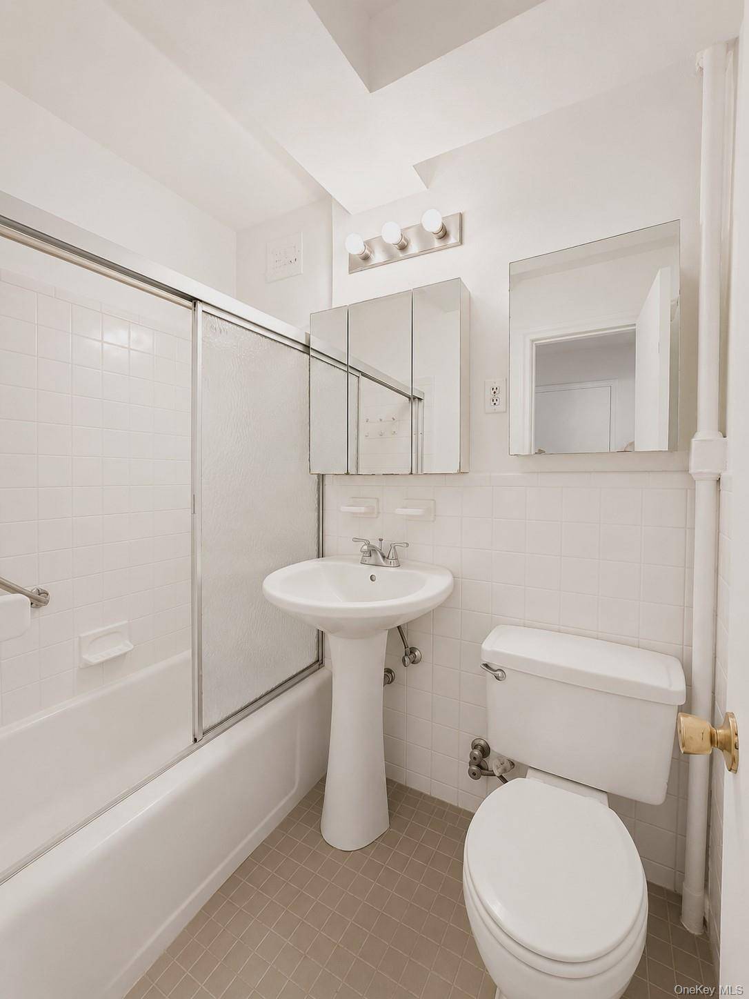 Apartamento com 1 Quartos à Venda em Rego Park - Nova Iorque - EUA - 6