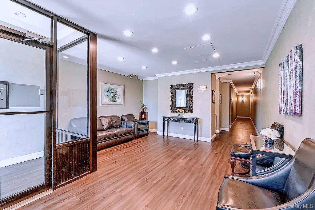 Apartamento de 1 Dormitorio en Venta en Rego Park - Nueva York - EE. UU. - 5