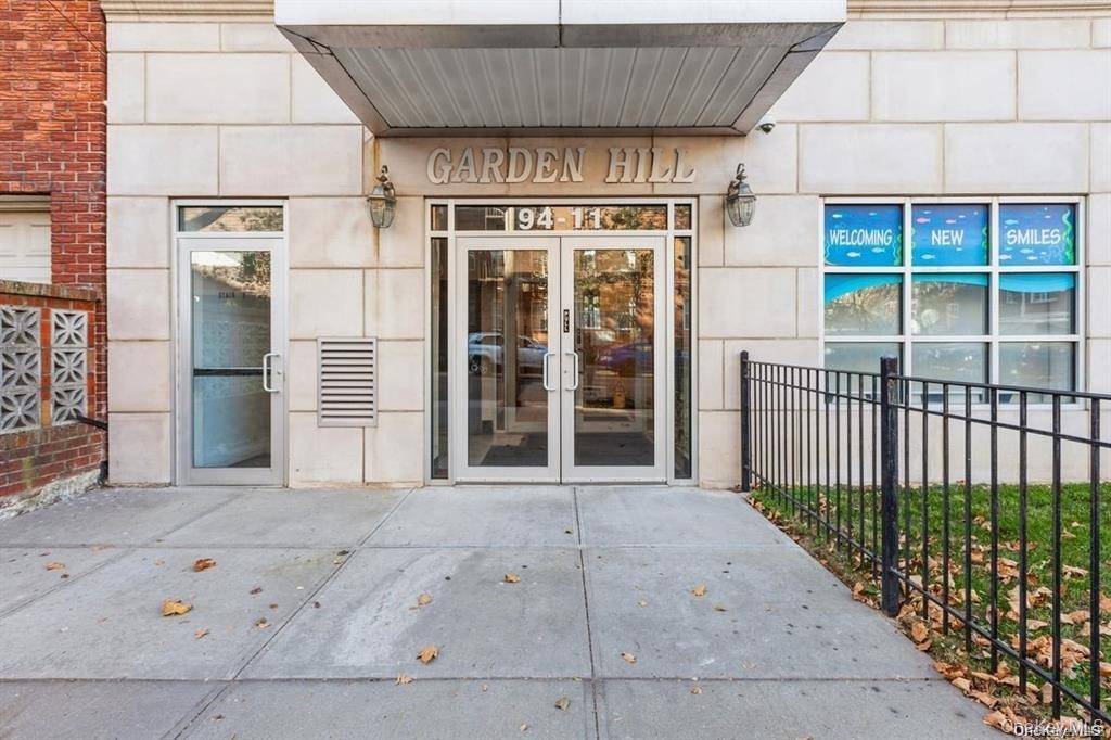 Apartamento com 1 Quartos à Venda em Rego Park - Nova Iorque - EUA - 4