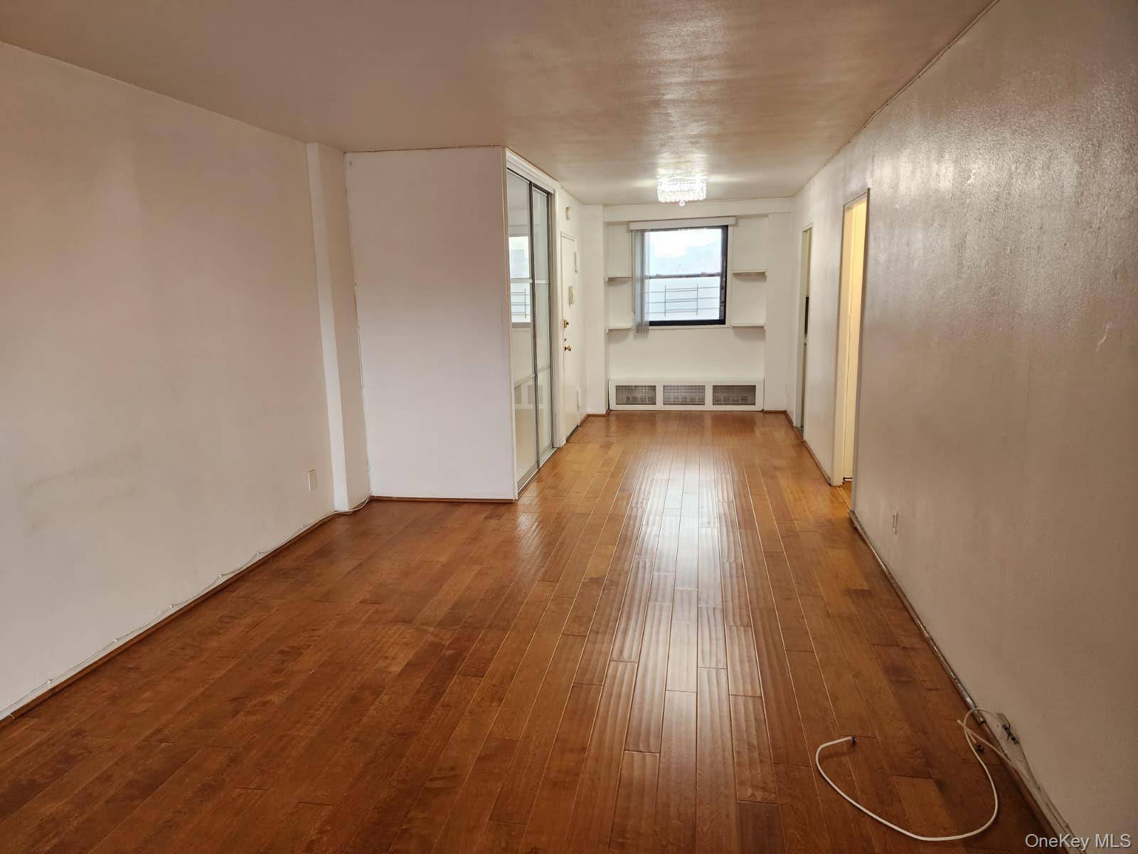 Apartamento com 1 Quartos à Venda em Rego Park - Nova Iorque - EUA - 7