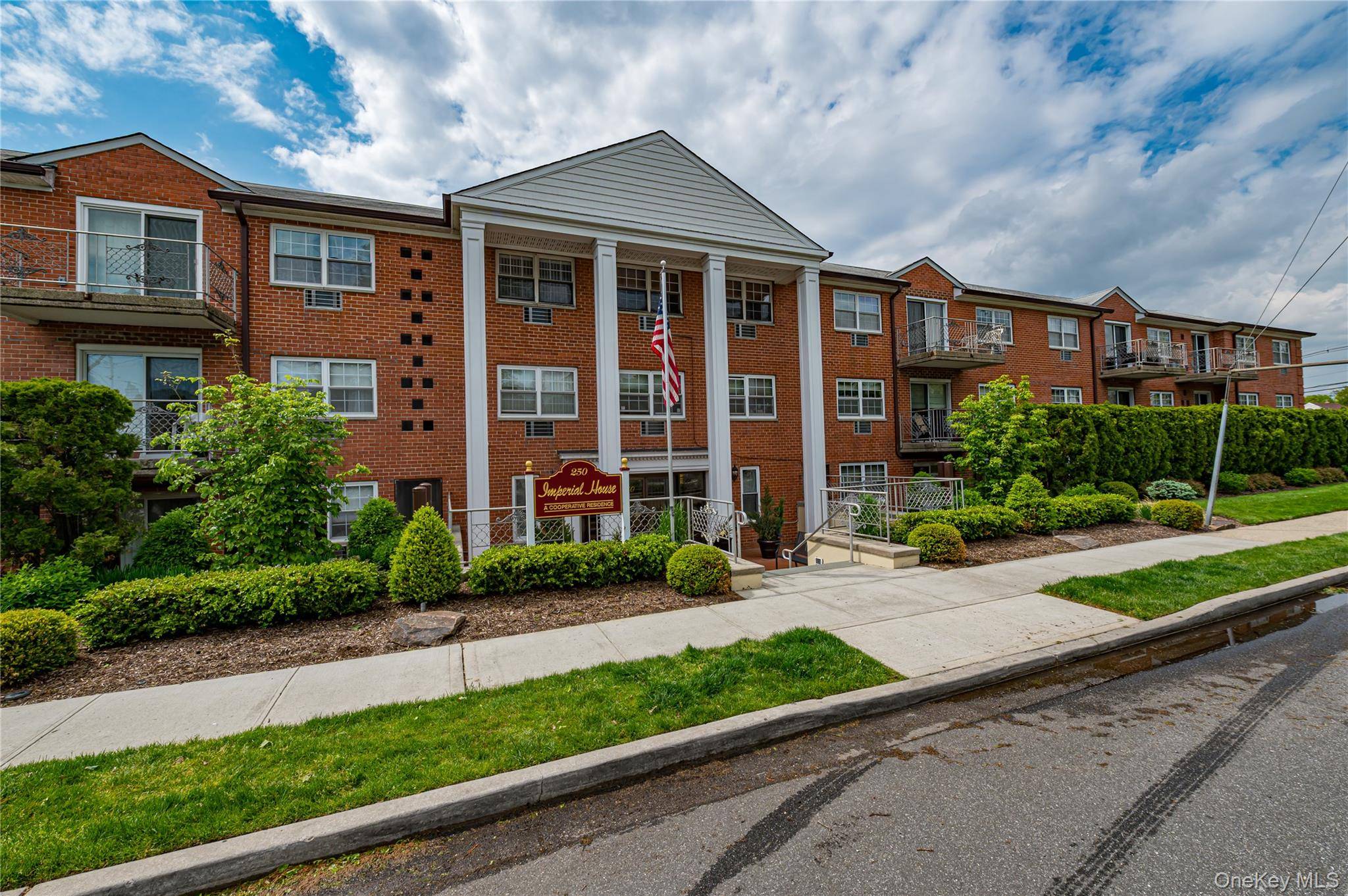 Apartamento com 1 Quartos à Venda em Rockville Centre - Nova Iorque - EUA - 1
