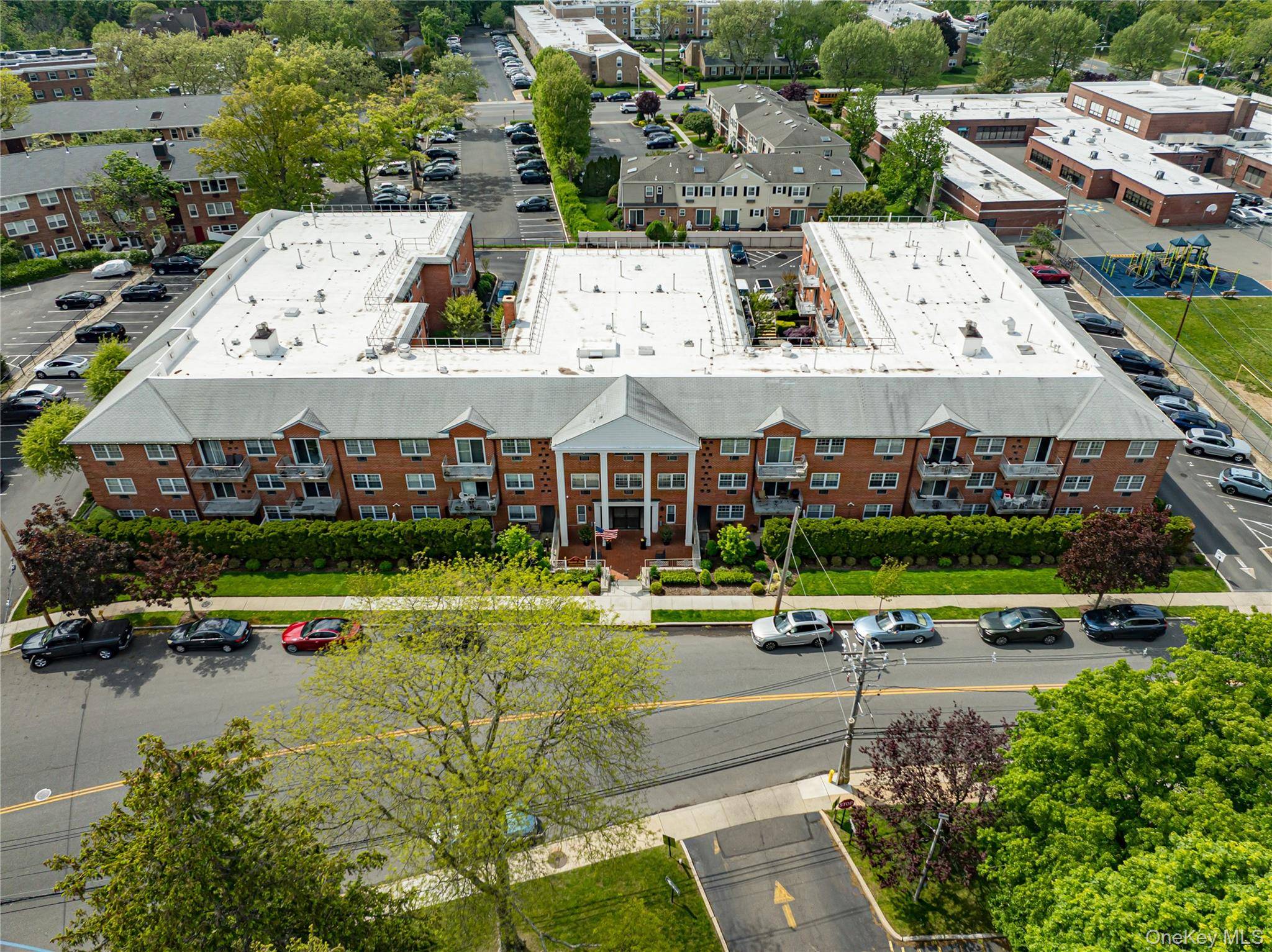 Apartamento com 1 Quartos à Venda em Rockville Centre - Nova Iorque - EUA - 2