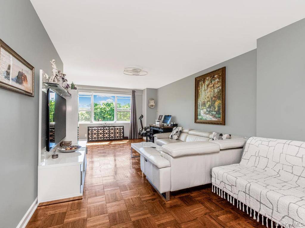 Apartamento com 1 Quartos à Venda em Scarsdale - Nova Iorque - EUA - 3