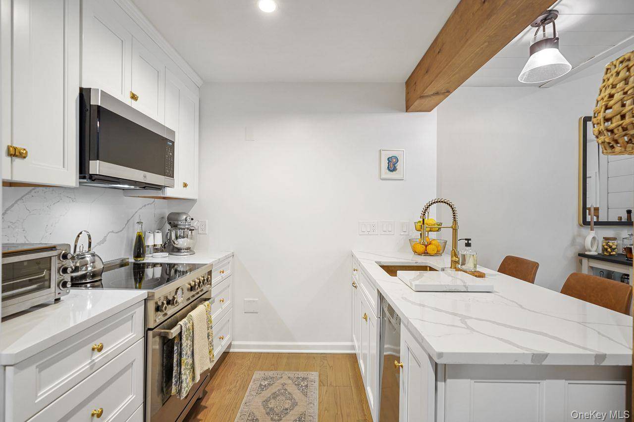 Apartamento com 1 Quartos à Venda em South Salem - Nova Iorque - EUA - 8