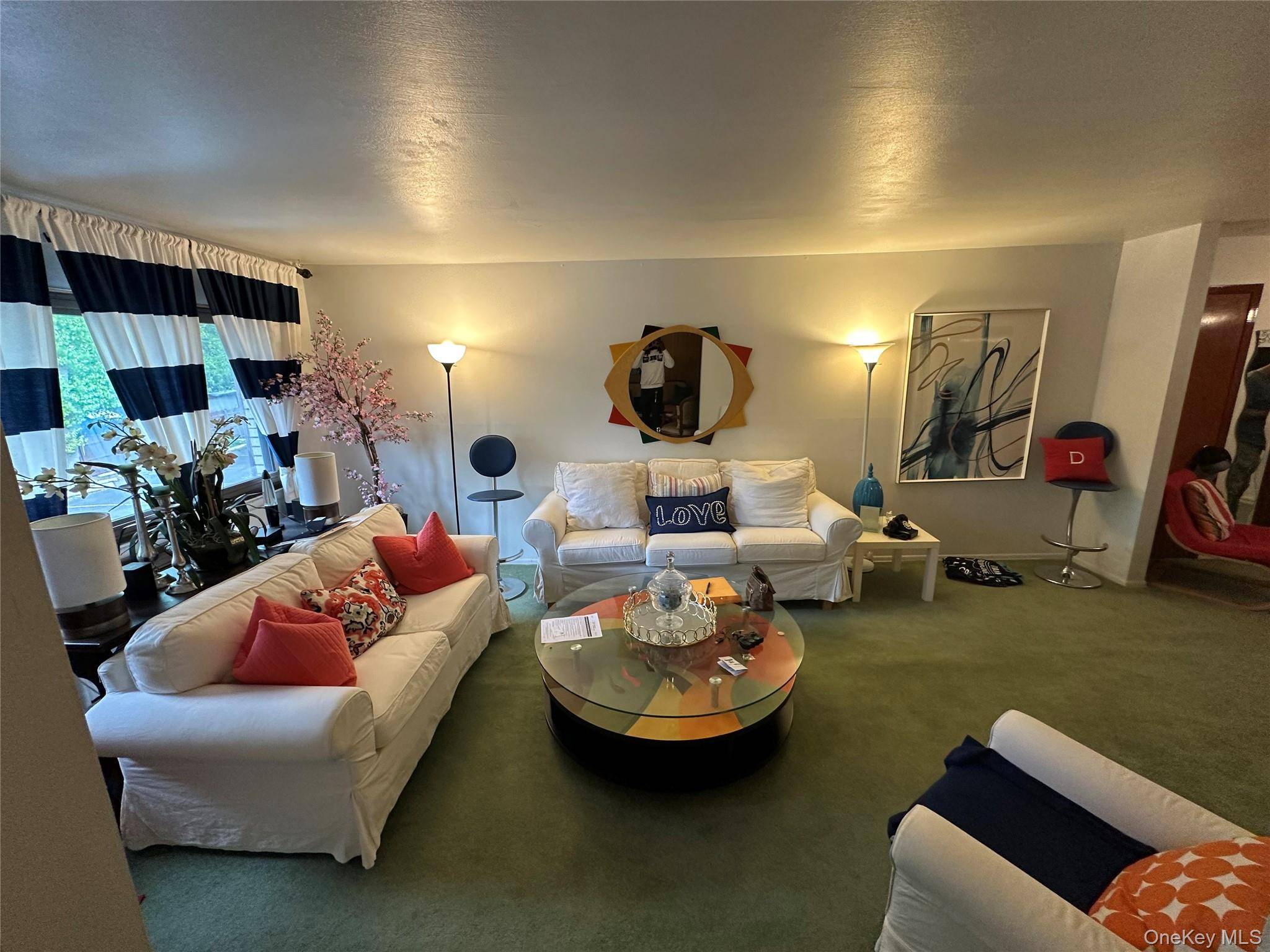 Apartamento com 1 Quartos à Venda em Spring Valley - Nova Iorque - EUA - 4