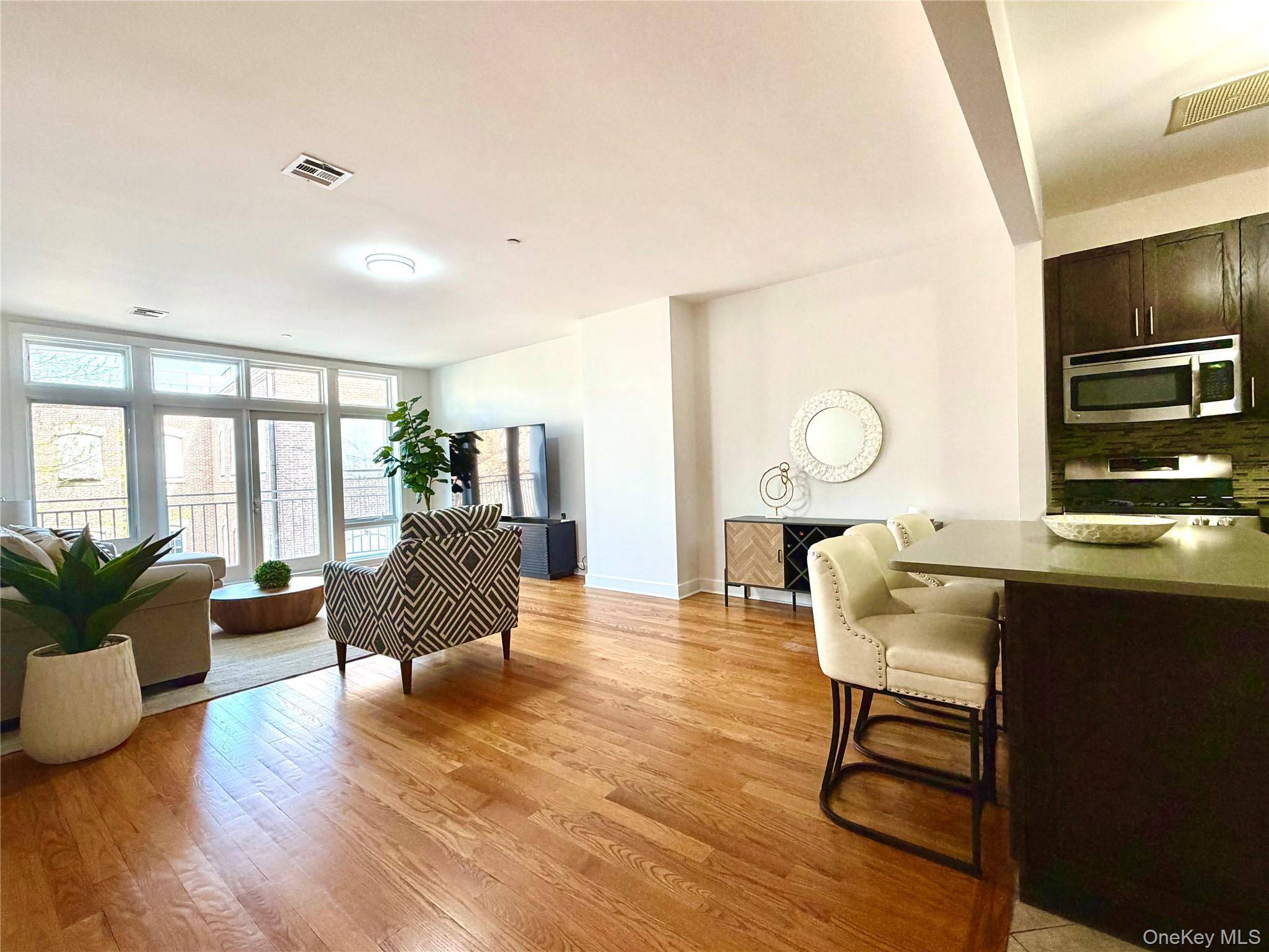 Apartamento de 1 Dormitorio en Venta en Staten Island - Nueva York - EE. UU. - 3
