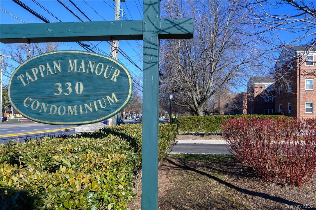 1 Bedroom Home for Sale in Tarrytown - New York - USA - 2