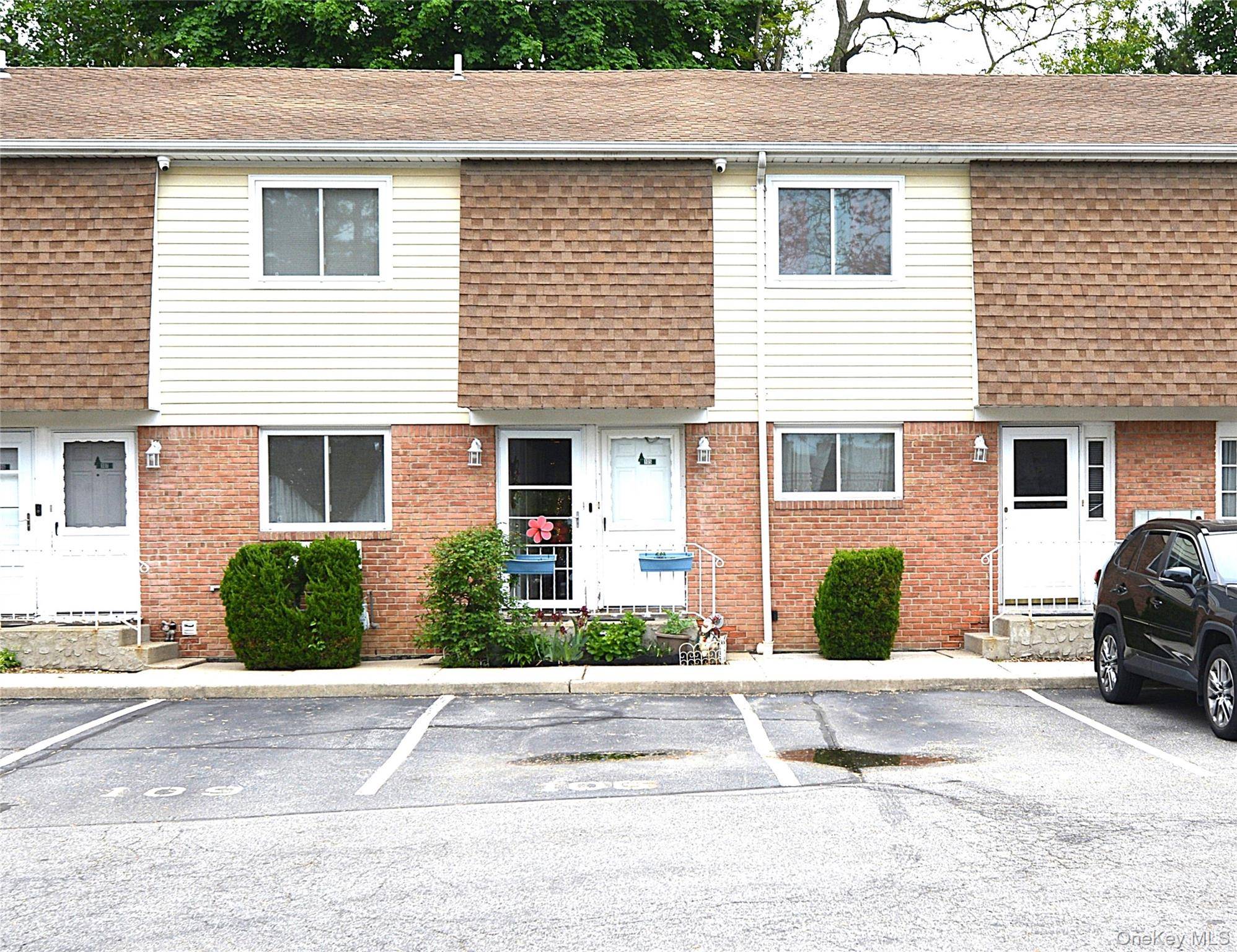 Apartamento de 1 Dormitorio en Venta en Uniondale - Nueva York - EE. UU. - 2