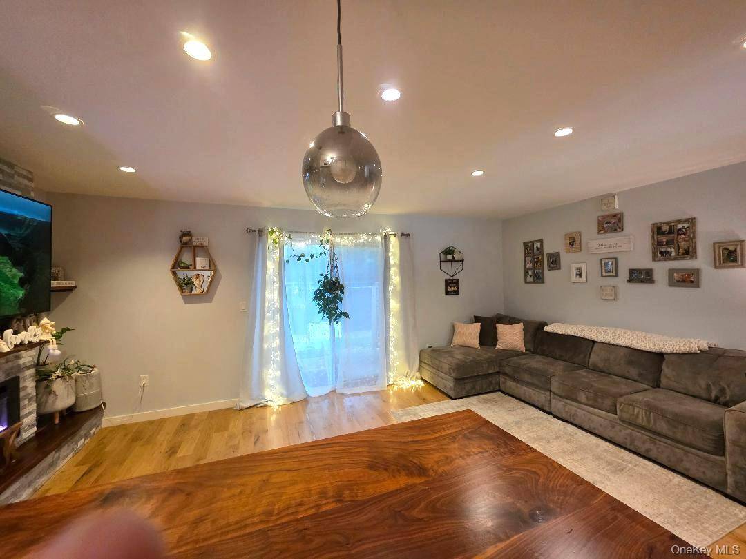 Apartamento de 1 Dormitorio en Venta en Uniondale - Nueva York - EE. UU. - 7